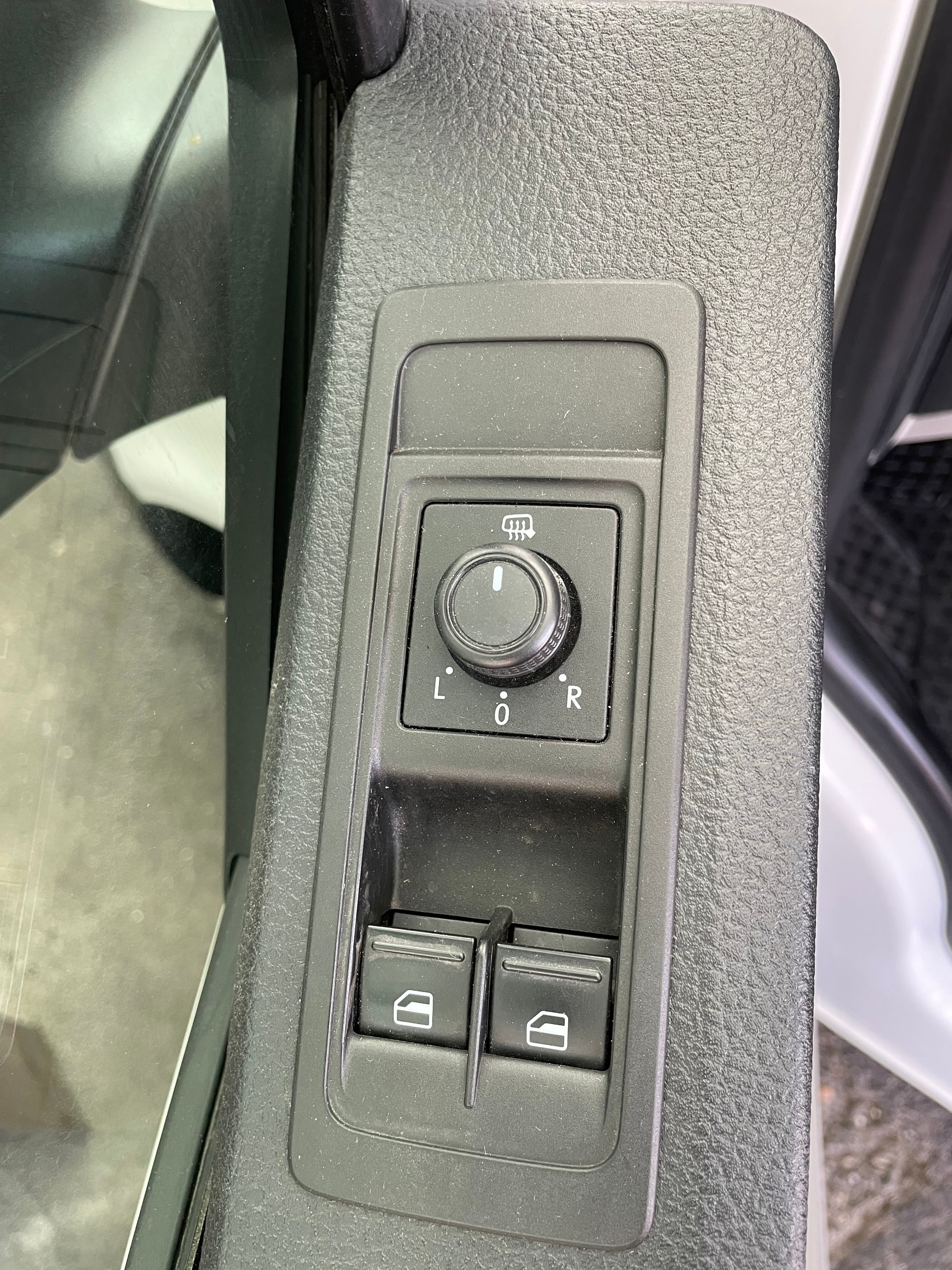 VW T6 2.0 TDI 4Motion DSG-image-12
