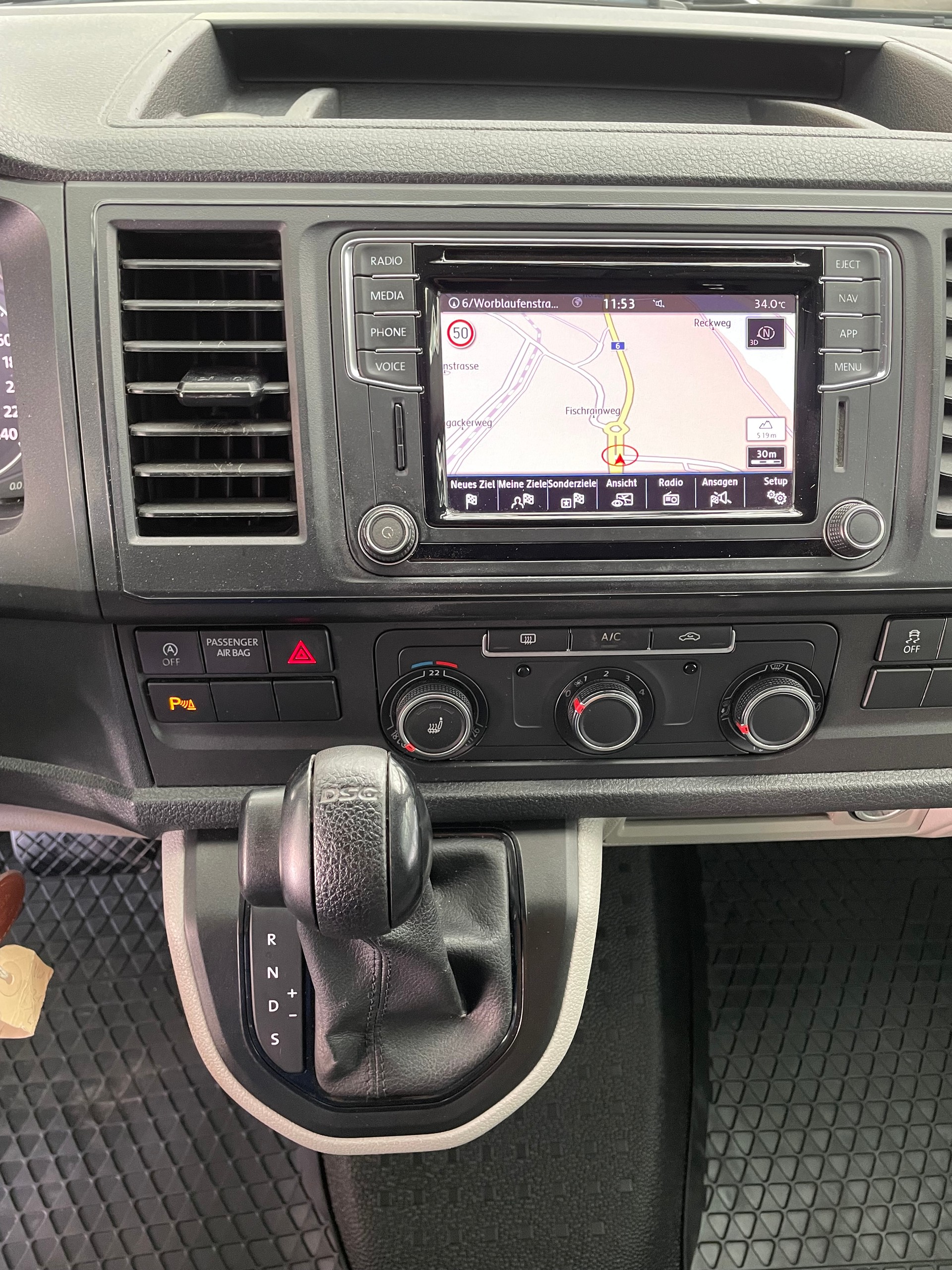 VW T6 2.0 TDI 4Motion DSG-image-9