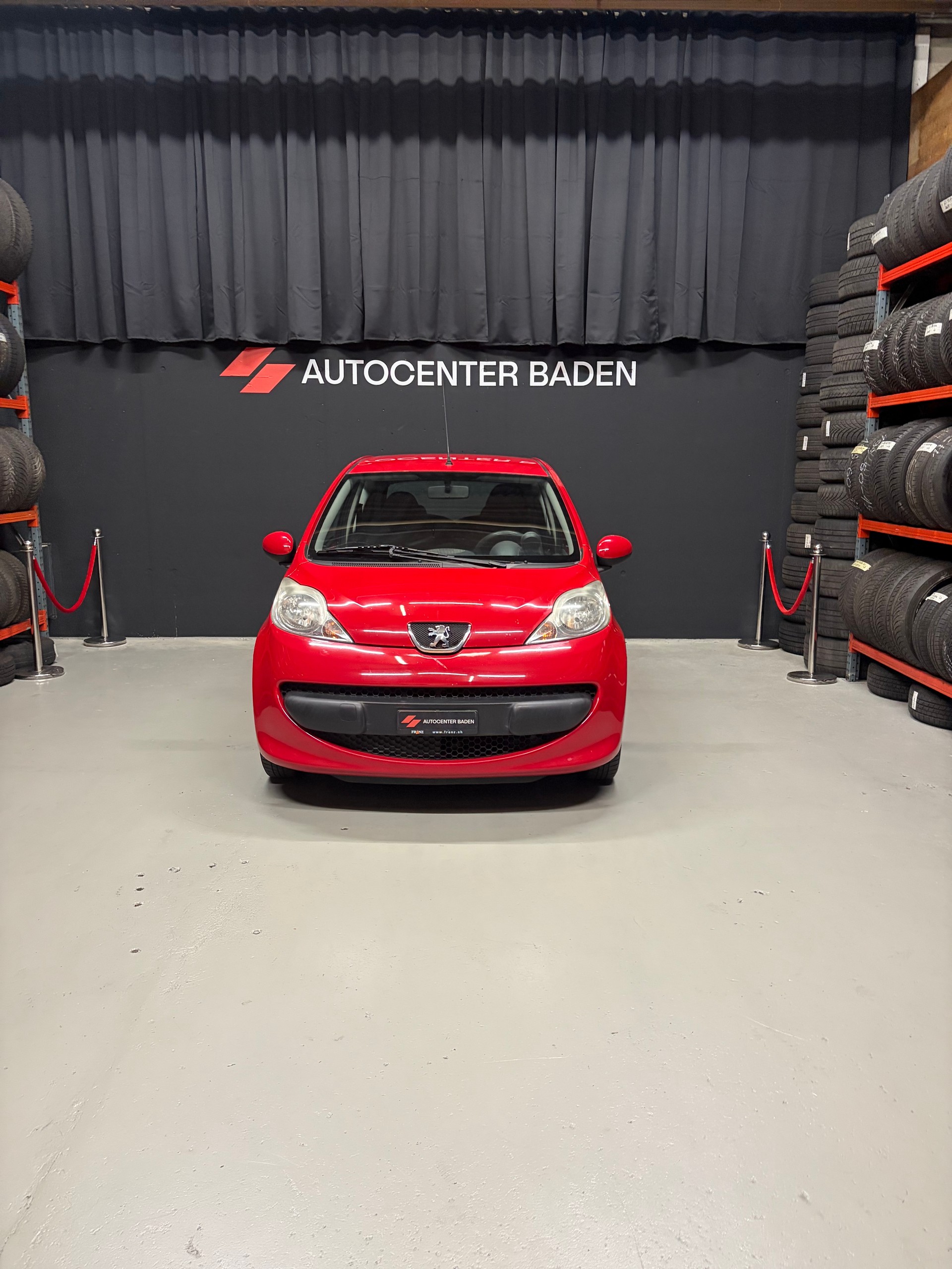 PEUGEOT 107 1.0 Urban-showroom-element-3