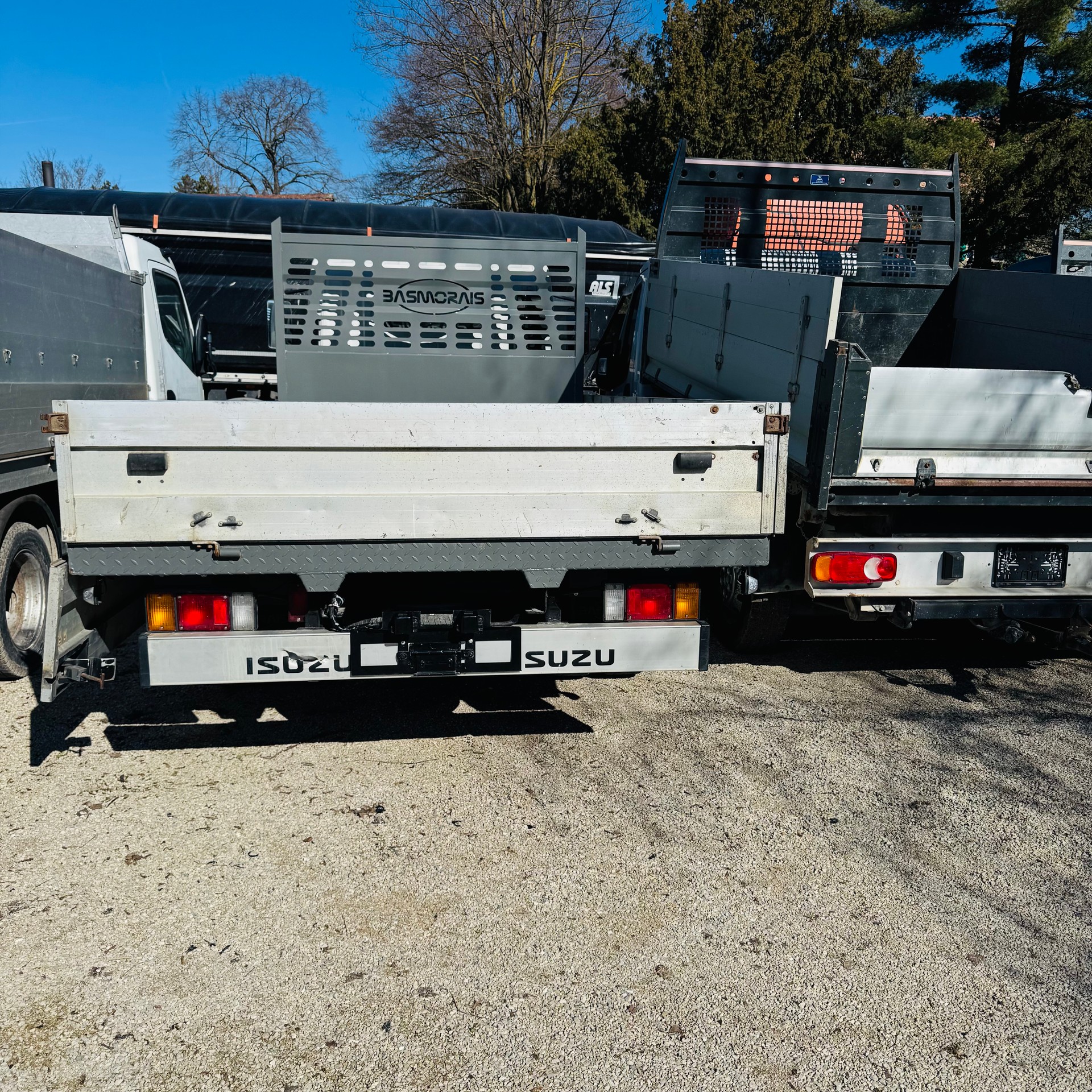 ISUZU NLR 85 - L 35 E-image-2