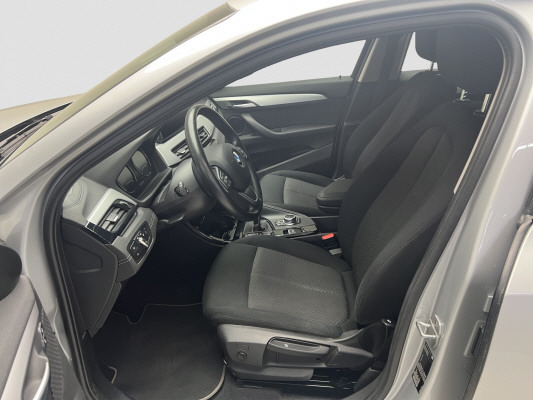BMW X2 sDrive 18i-image-8