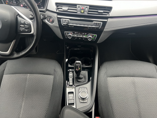 BMW X2 sDrive 18i-image-11