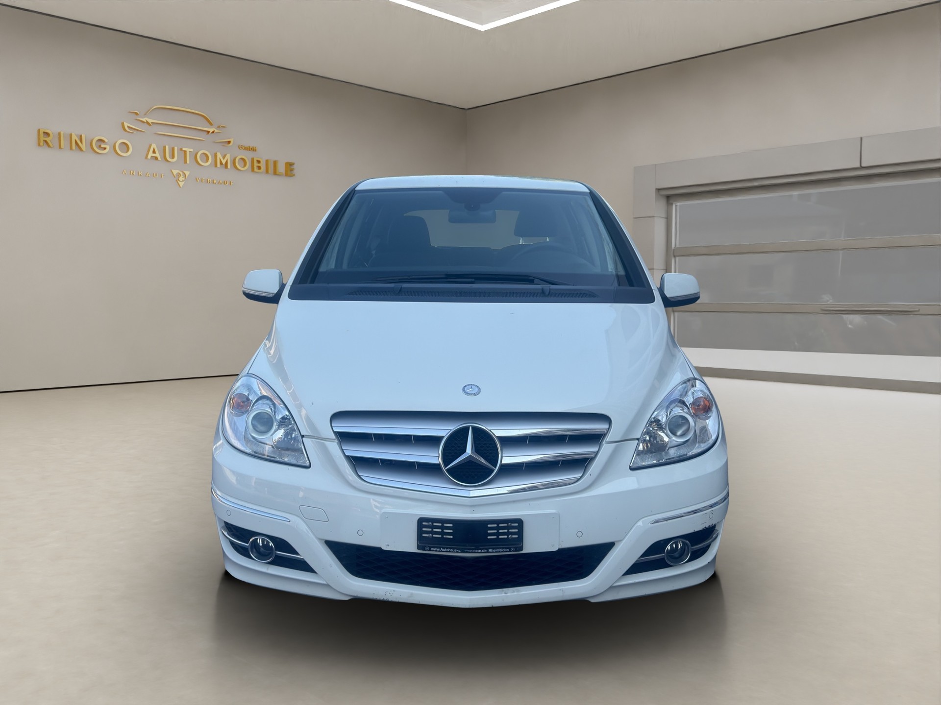 MERCEDES-BENZ B 200 T Autotronic-image-1