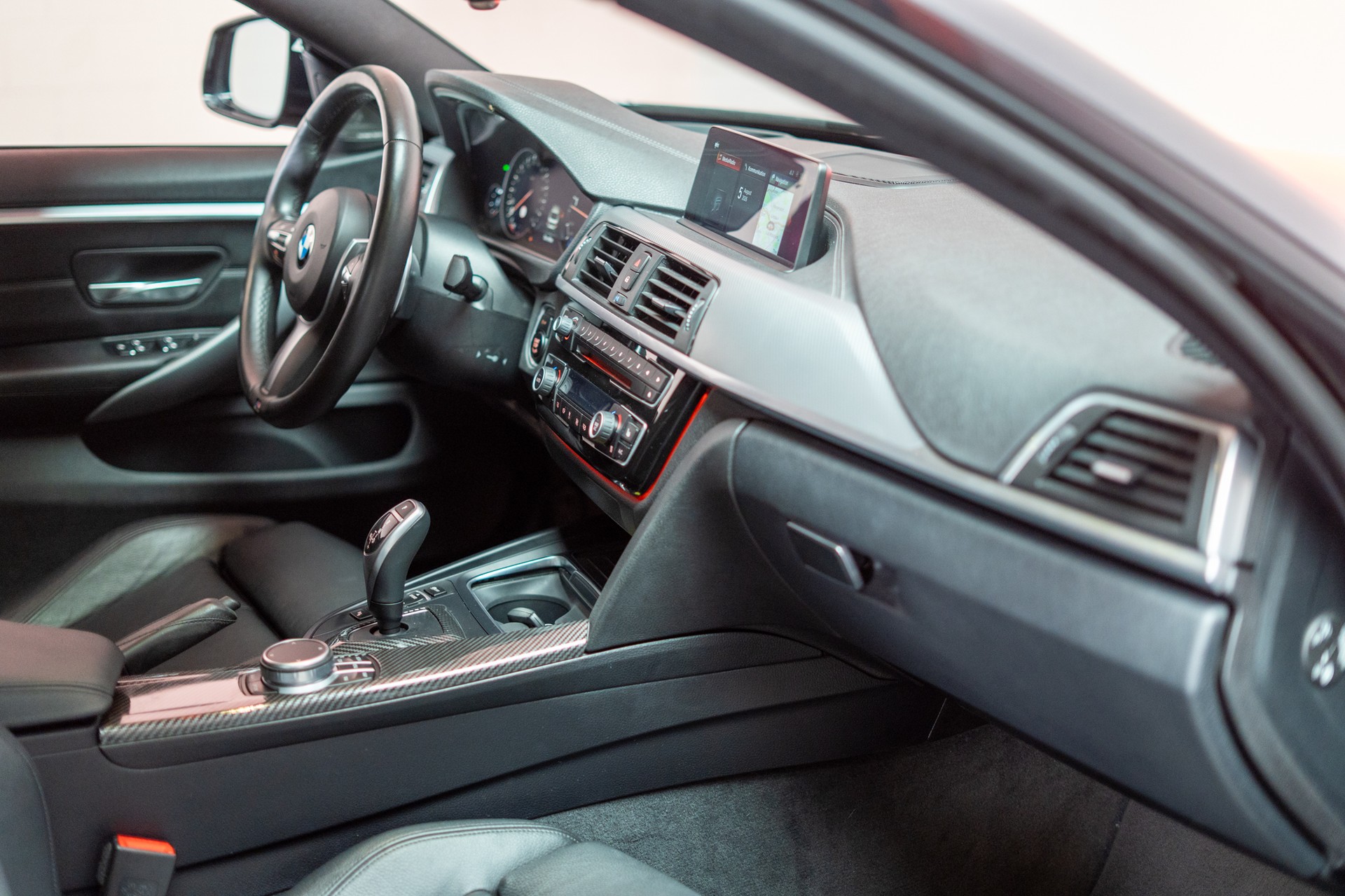 BMW 435d xDrive SAG Gran Coupé / CH-Fahrzeug / Glasdach / HeadUp-image-16