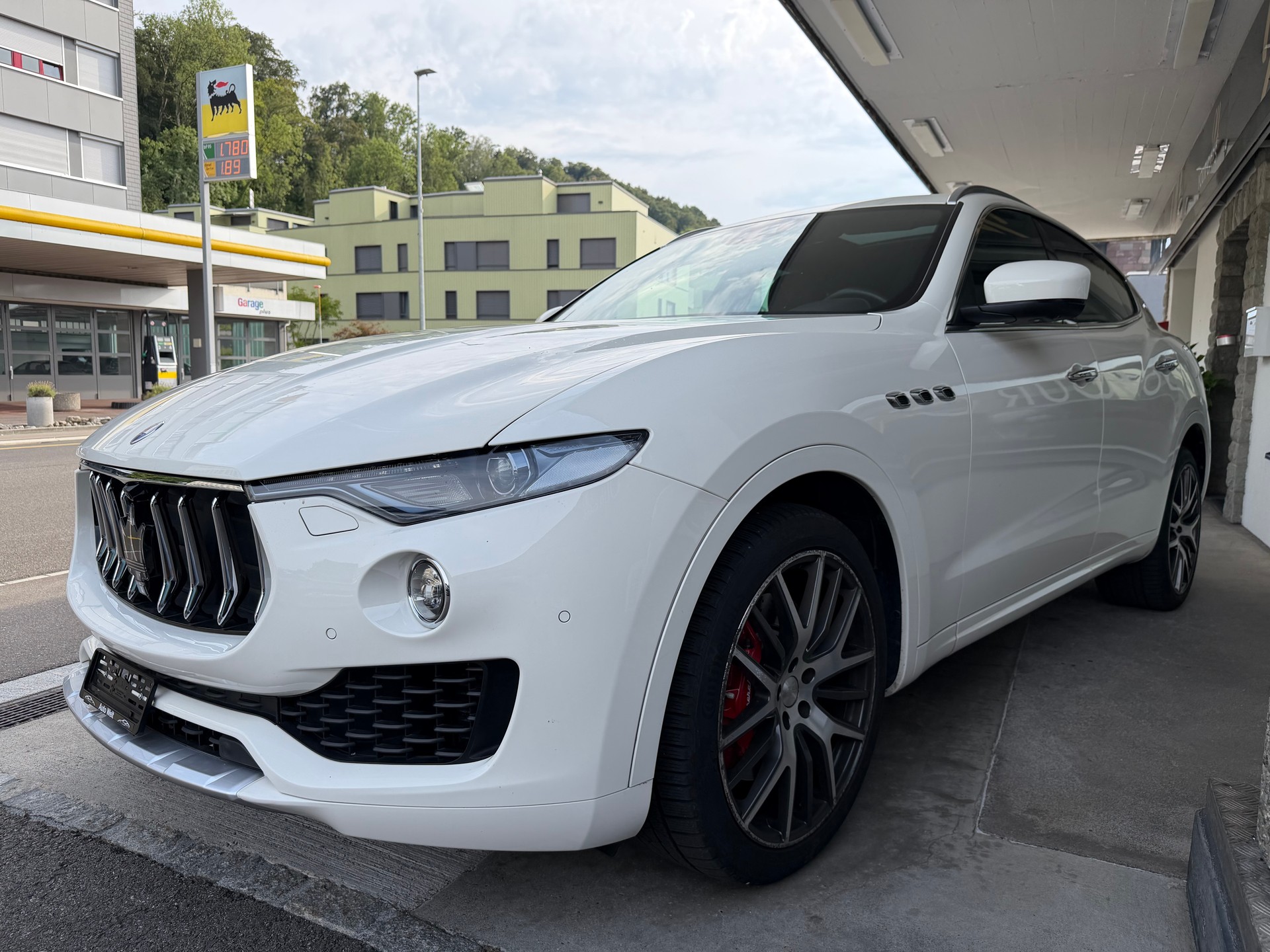 MASERATI Levante S 3.0 V6 Automatica-image-0