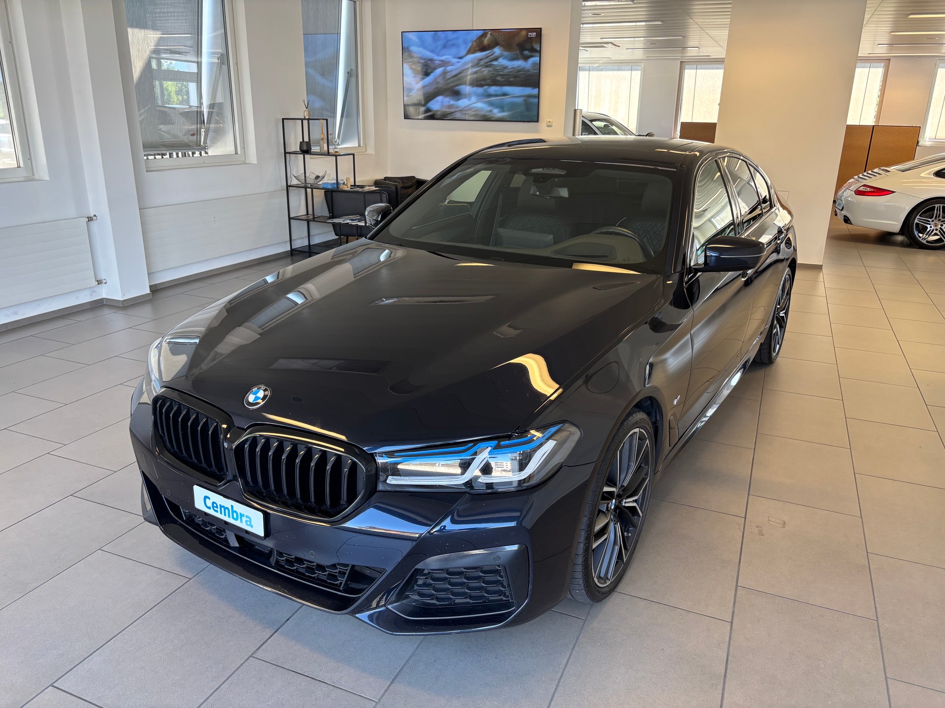 BMW 530d xDrive 48V M Sport Pro Steptronic-image-0