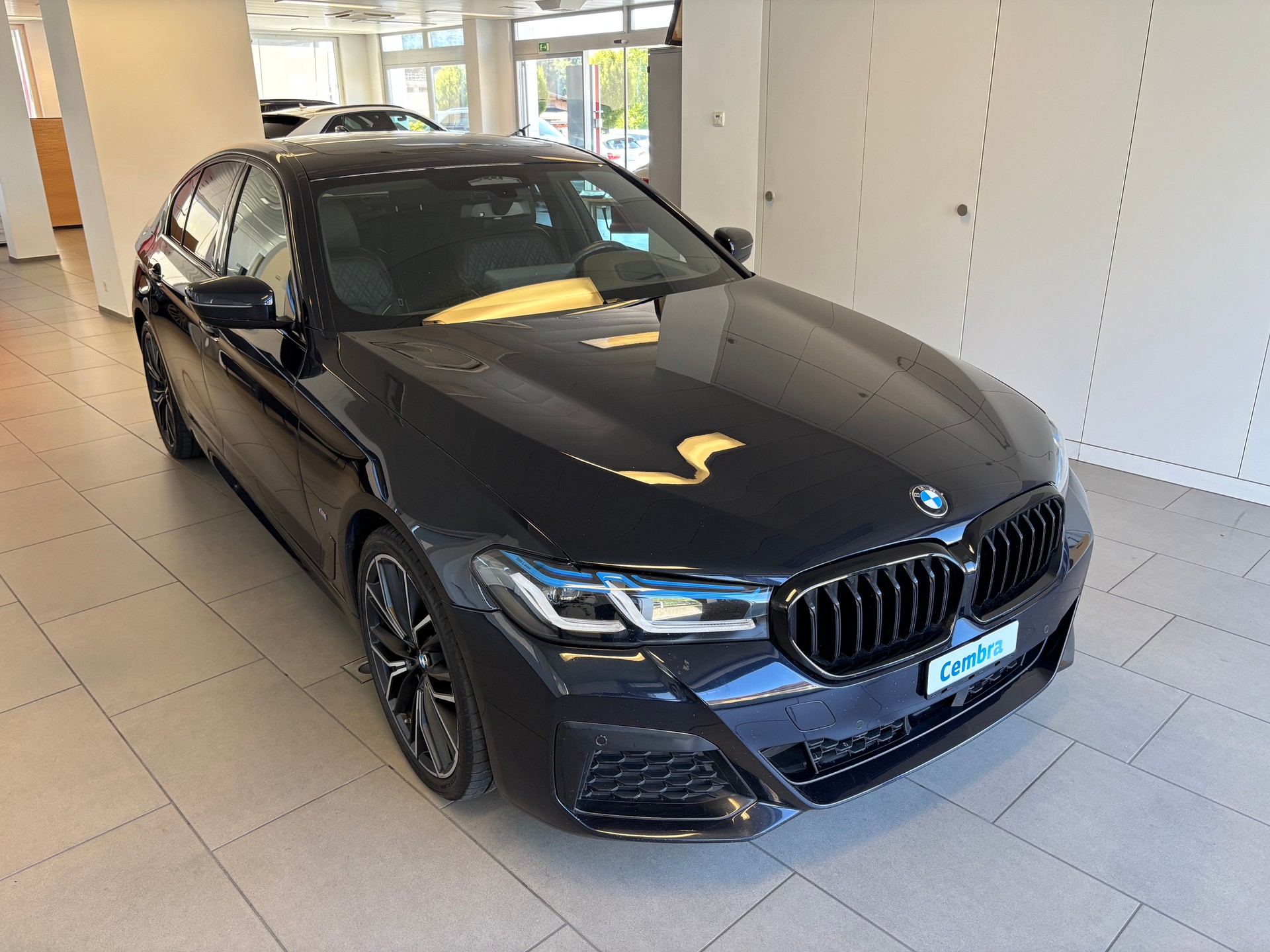 BMW 530d xDrive 48V M Sport Pro Steptronic-image-1
