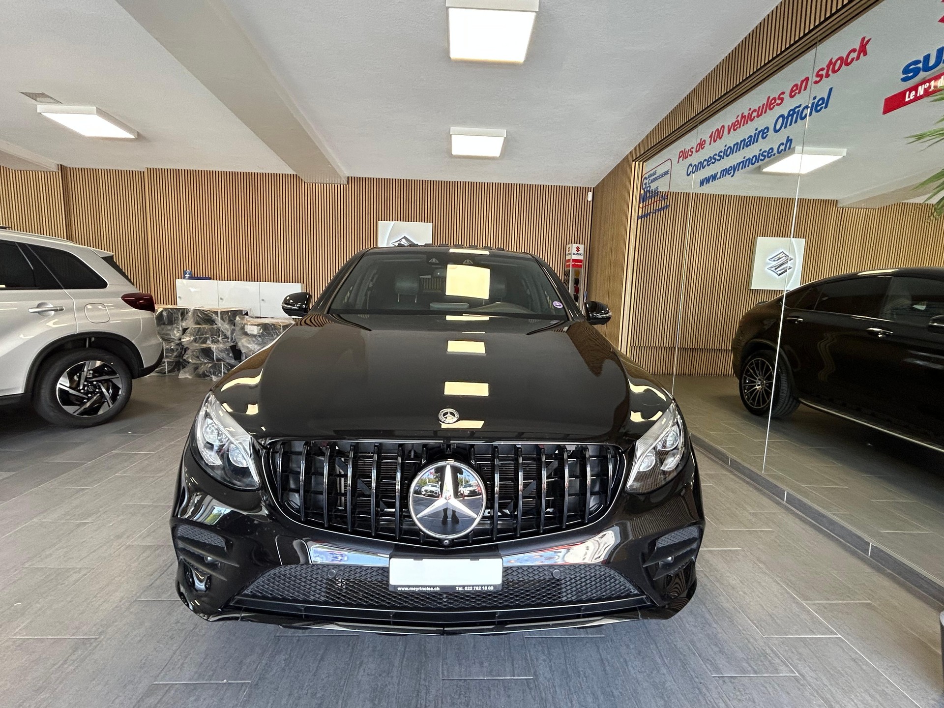 MERCEDES-BENZ GLC 250 AMG Line 4m Coupé-image-3