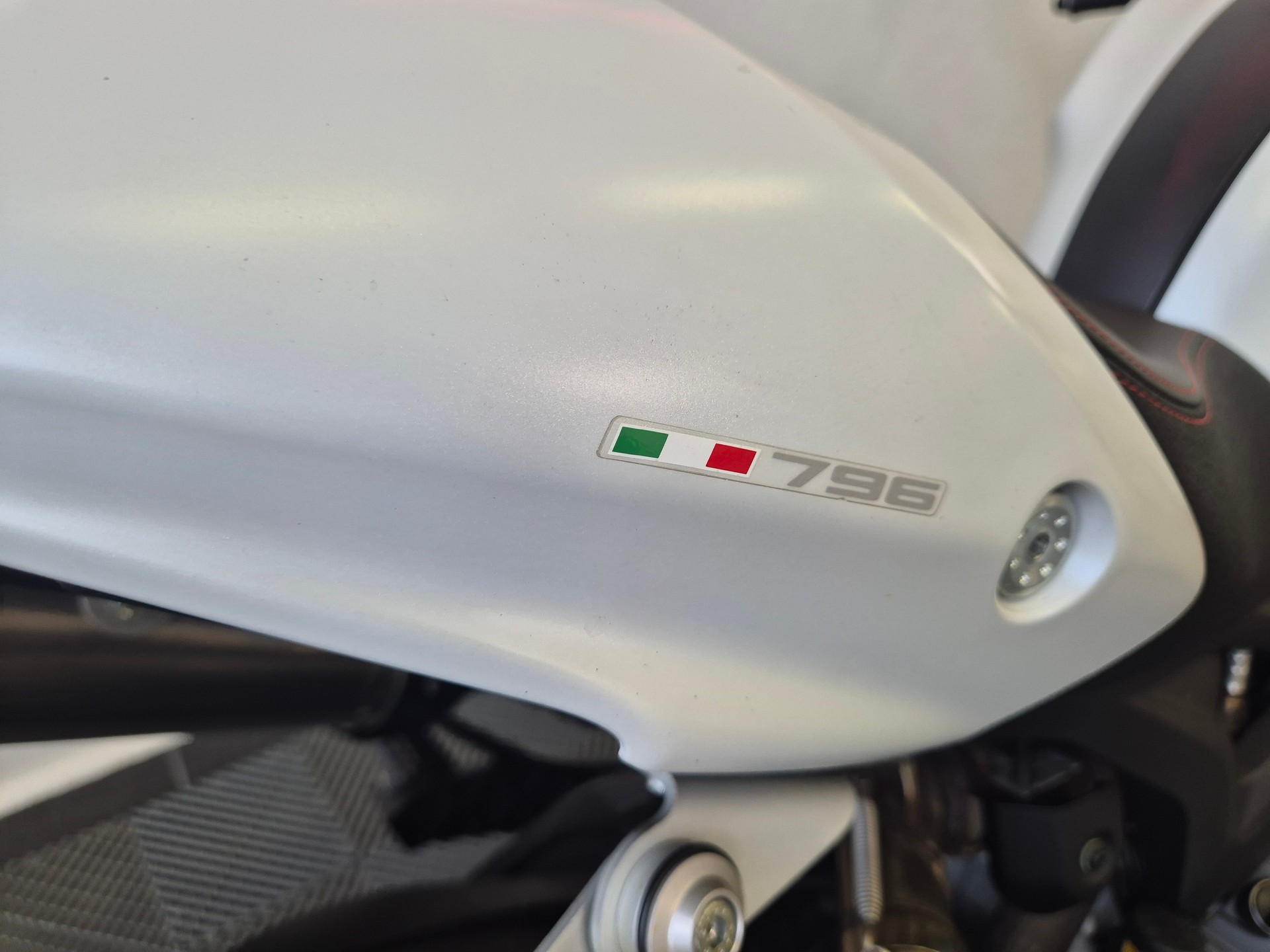 DUCATI Monster 796M ABS-image-9