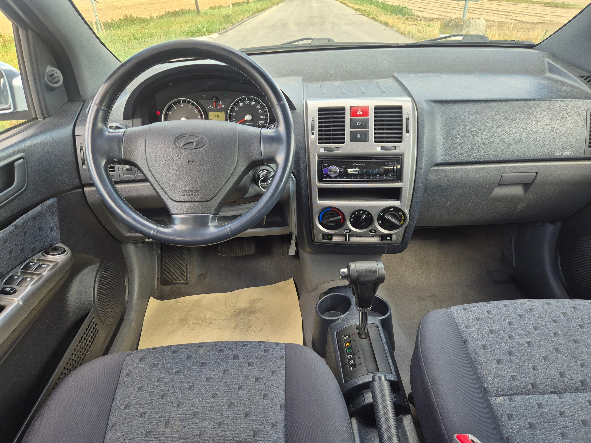 HYUNDAI Getz 1.3 GLS-image-10