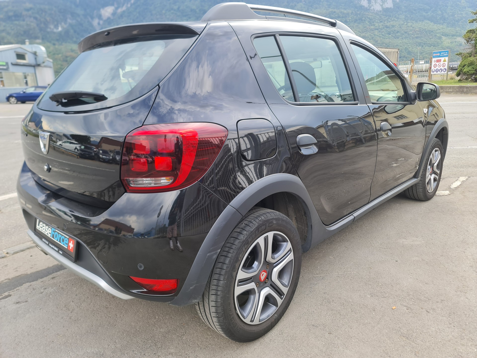 DACIA Sandero Tce 90 Stepway-image-3