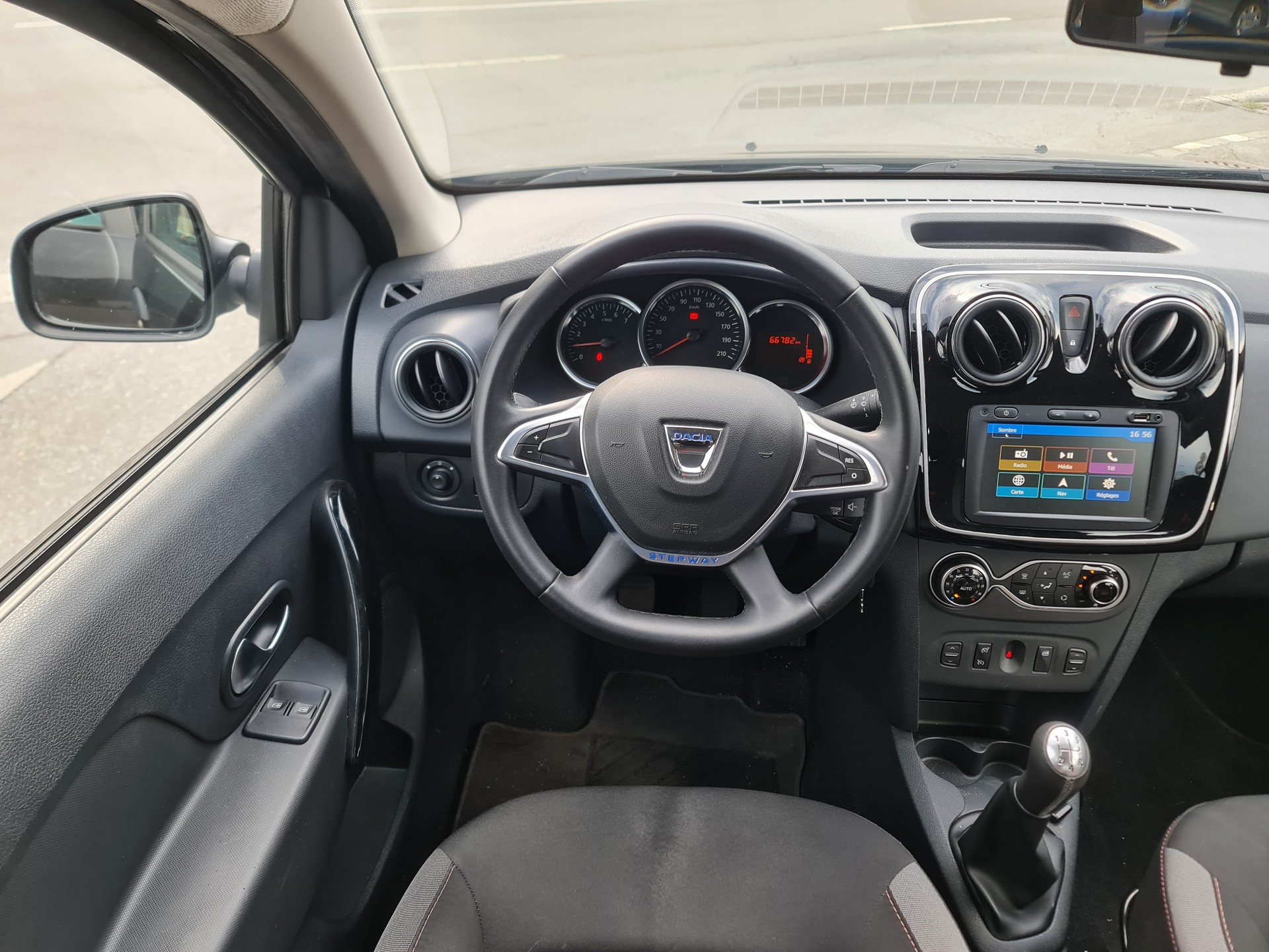 DACIA Sandero Tce 90 Stepway-image-9