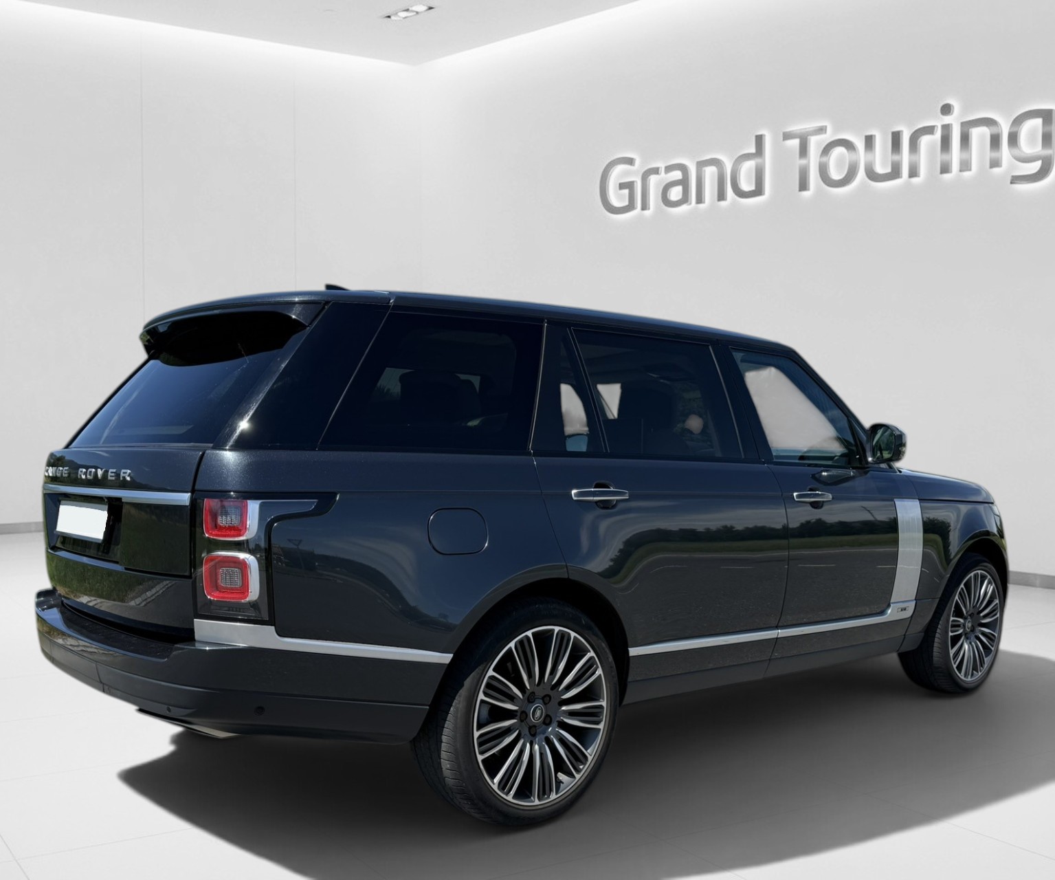 LAND ROVER Range Rover LWB 5.0 V8 S/C AB Automatic-image-4