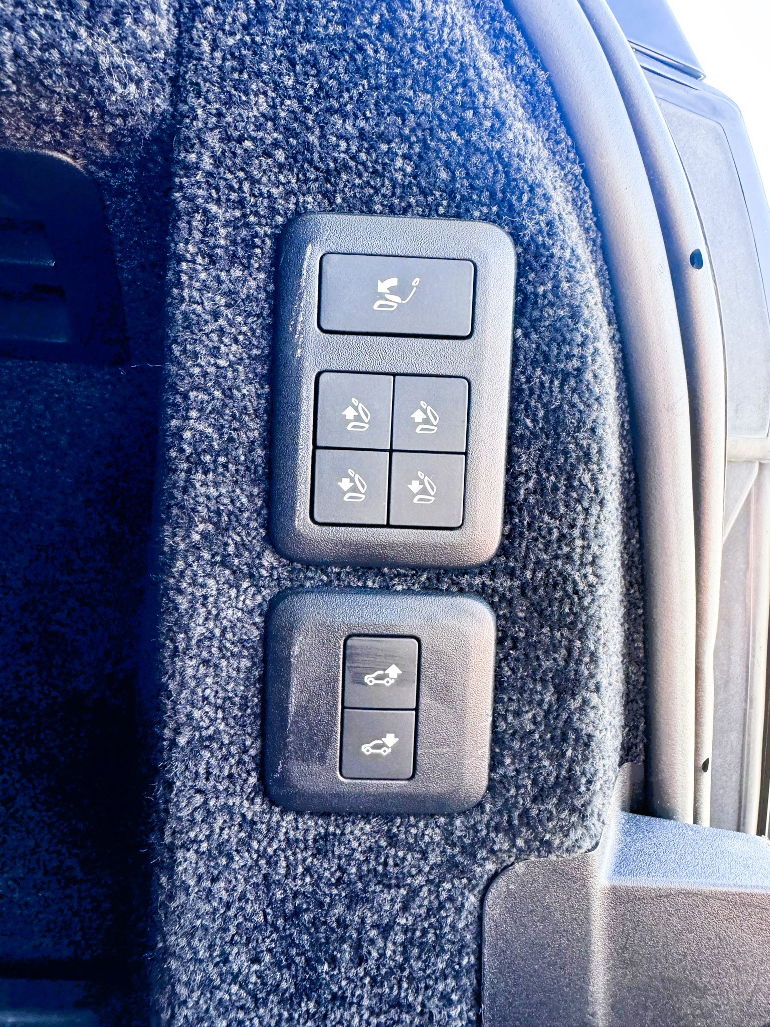 LAND ROVER Range Rover LWB 5.0 V8 S/C AB Automatic-image-13