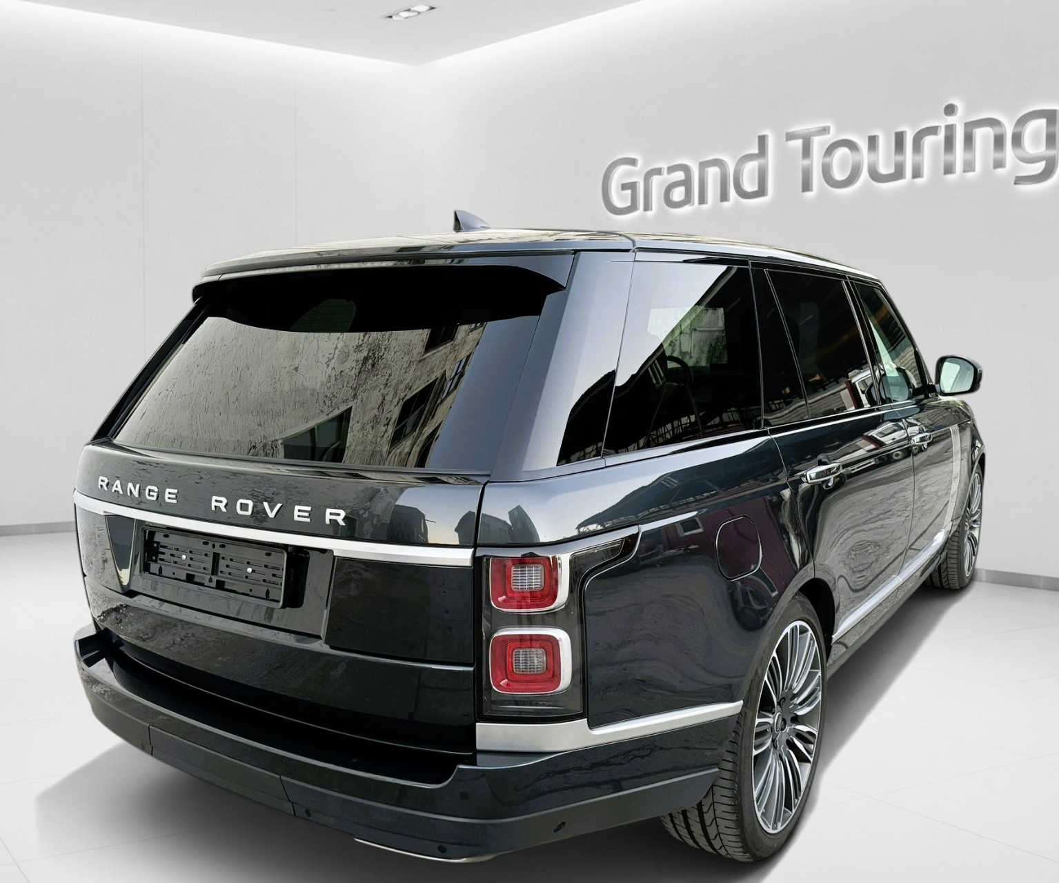LAND ROVER Range Rover LWB 5.0 V8 S/C AB Automatic-image-5