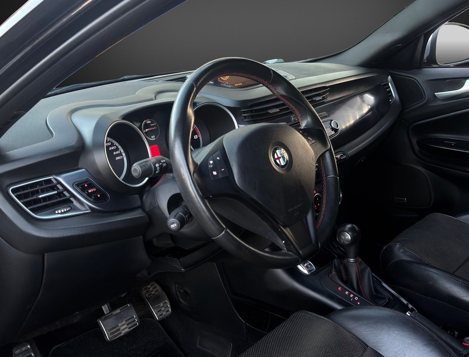 ALFA ROMEO Giulietta 1.4 MultiAir Distinctive TCT mit 170 PS-image-7