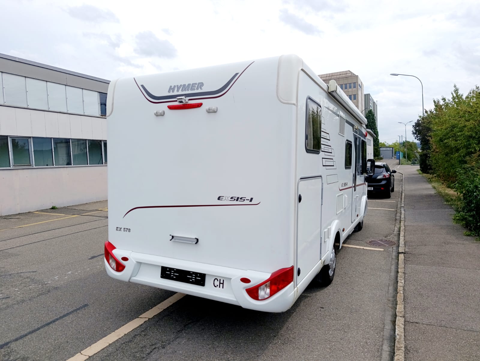 HYMER Exsis-i 578 ***Integrierter Luxus mit PKW-Führerschein ***-image-6