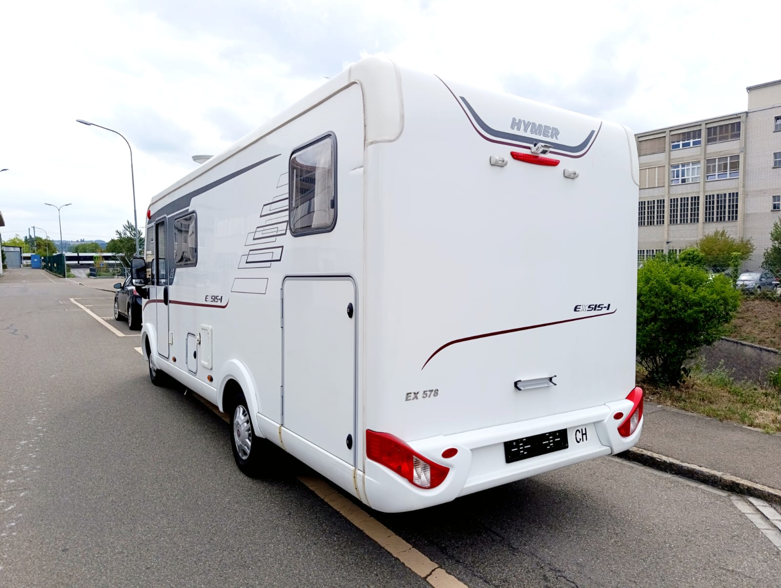 HYMER Exsis-i 578 ***Integrierter Luxus mit PKW-Führerschein ***-showroom-element-2