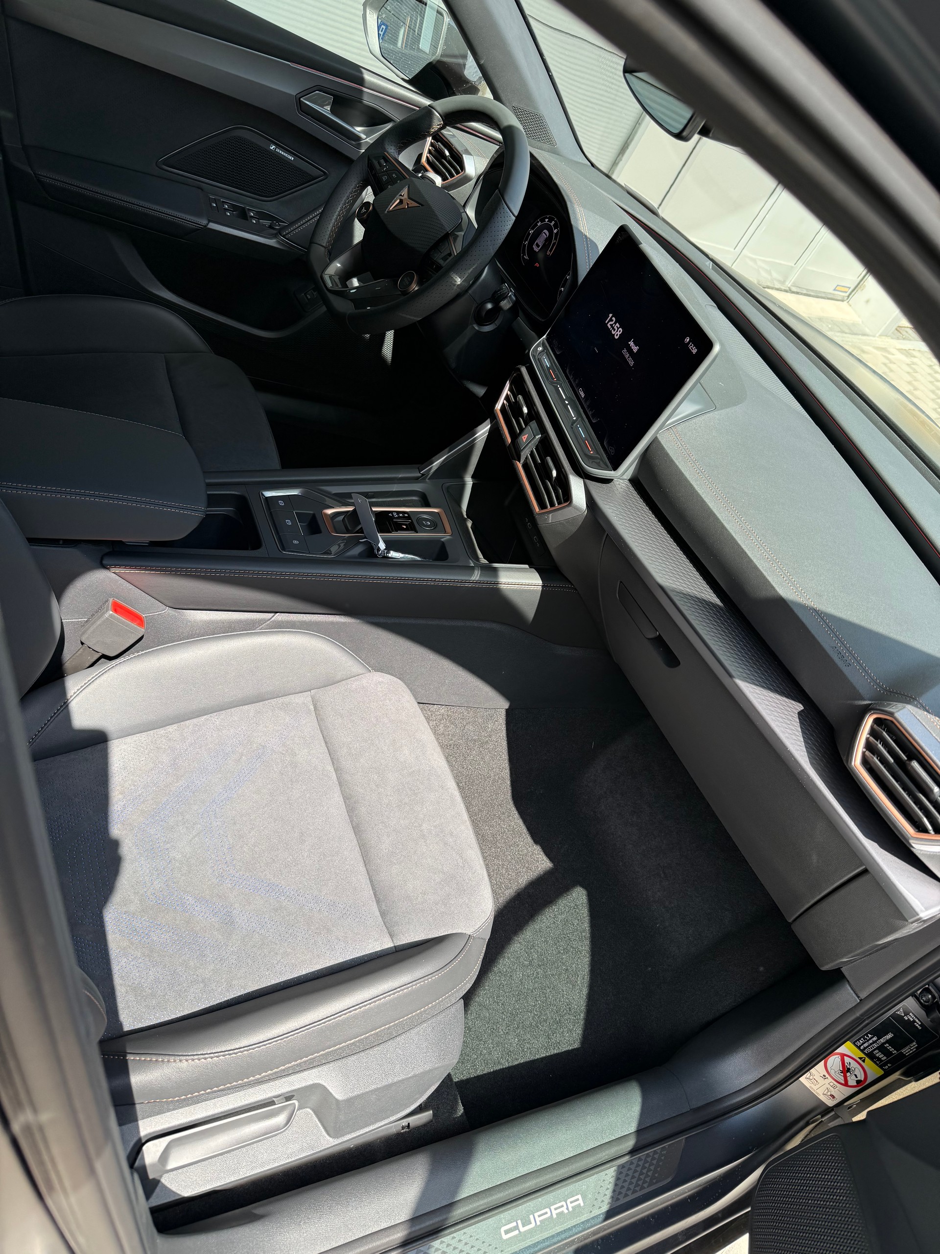 CUPRA Leon ST 2.0 TSI VZ 4Drive DSG-image-7