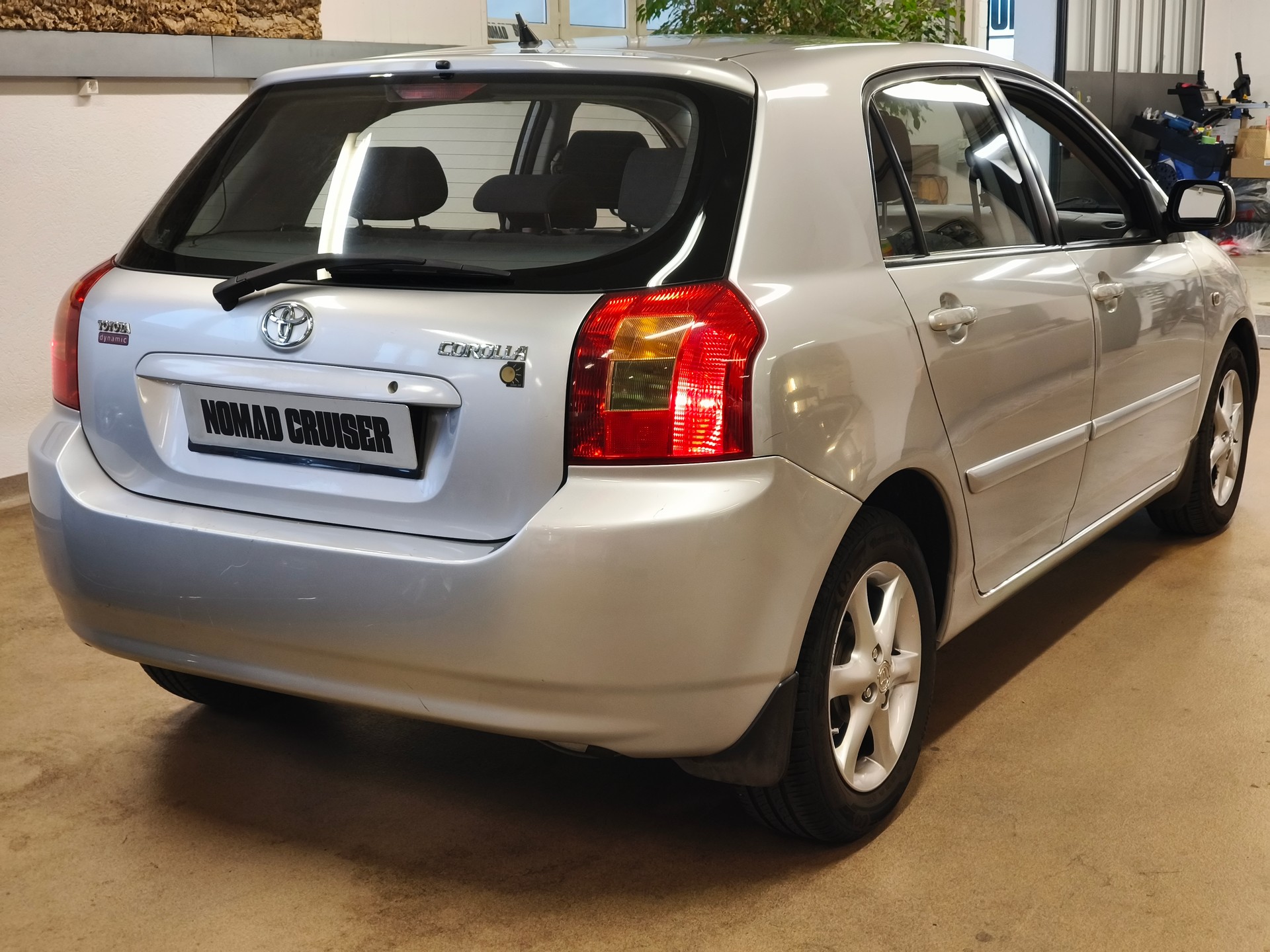 TOYOTA Corolla 1.6 Linea Sol Dynamic-image-9