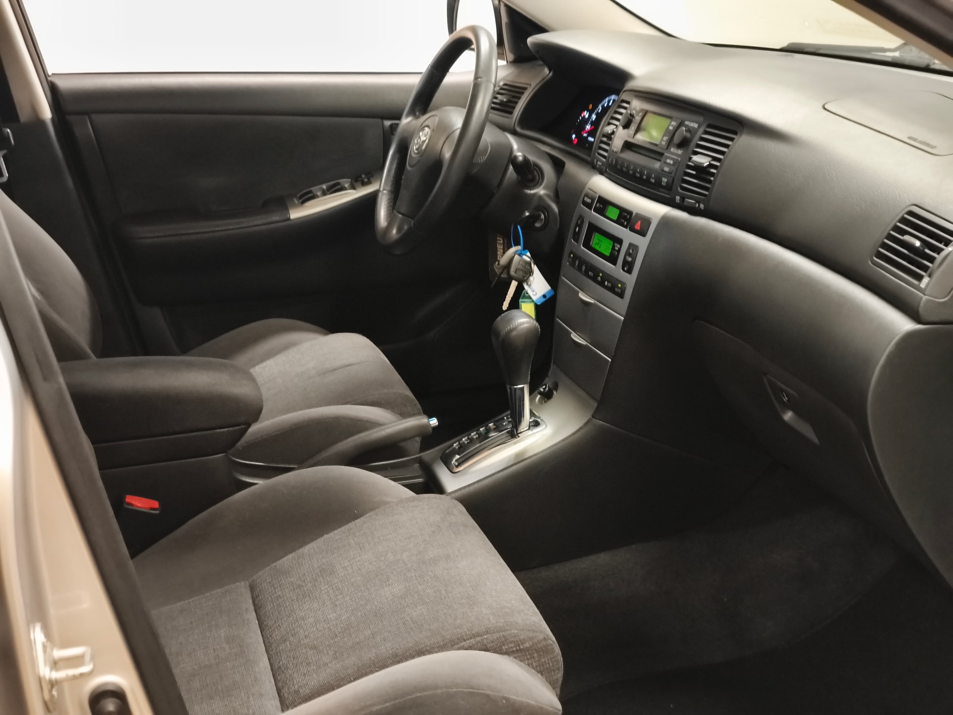 TOYOTA Corolla 1.6 Linea Sol Dynamic-image-21