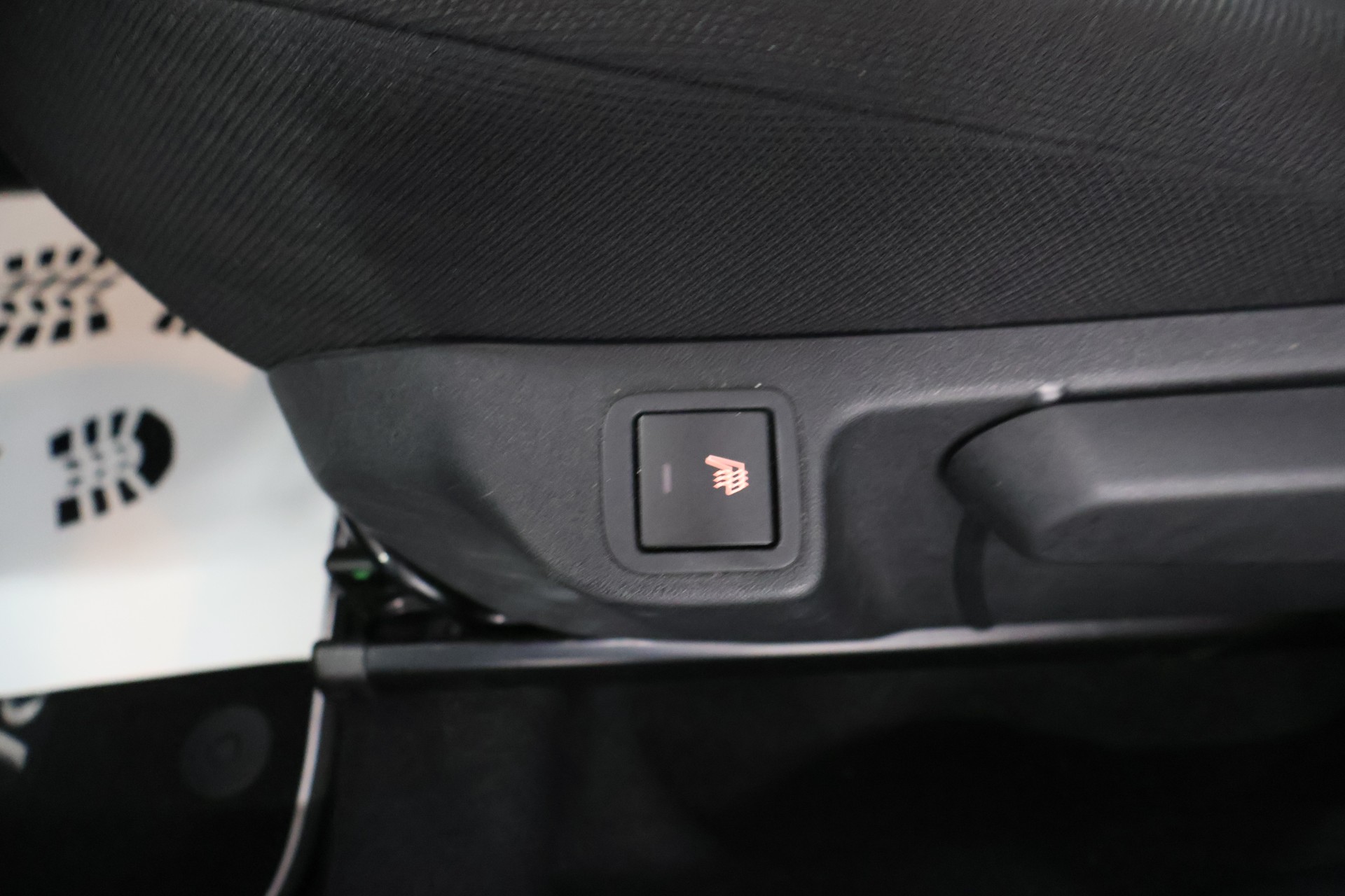 PEUGEOT 108 1.0 VTi Active ETG-image-28