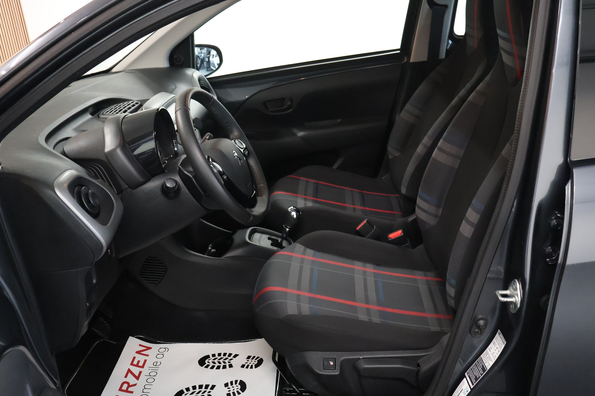 PEUGEOT 108 1.0 VTi Active ETG-image-8