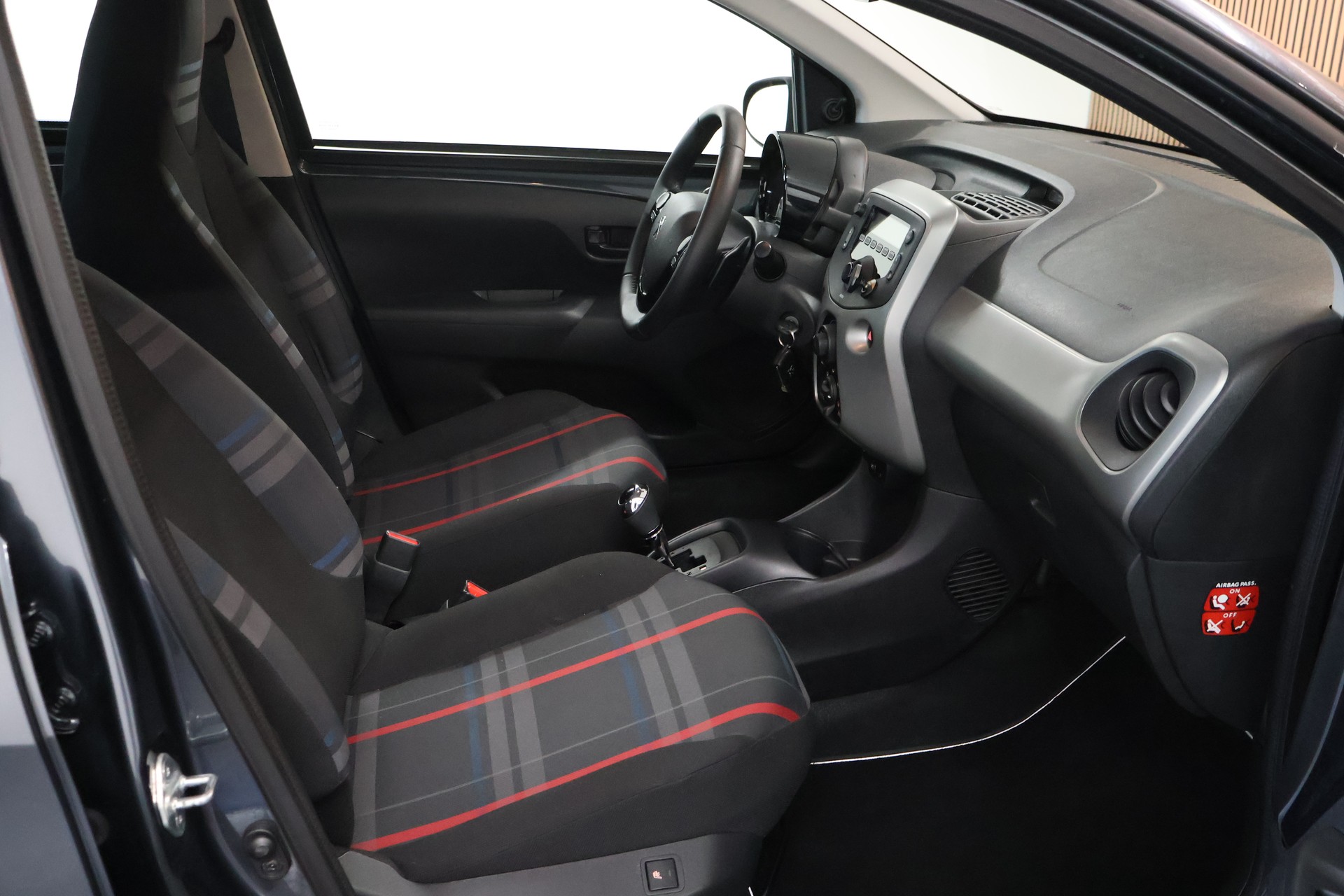 PEUGEOT 108 1.0 VTi Active ETG-image-14