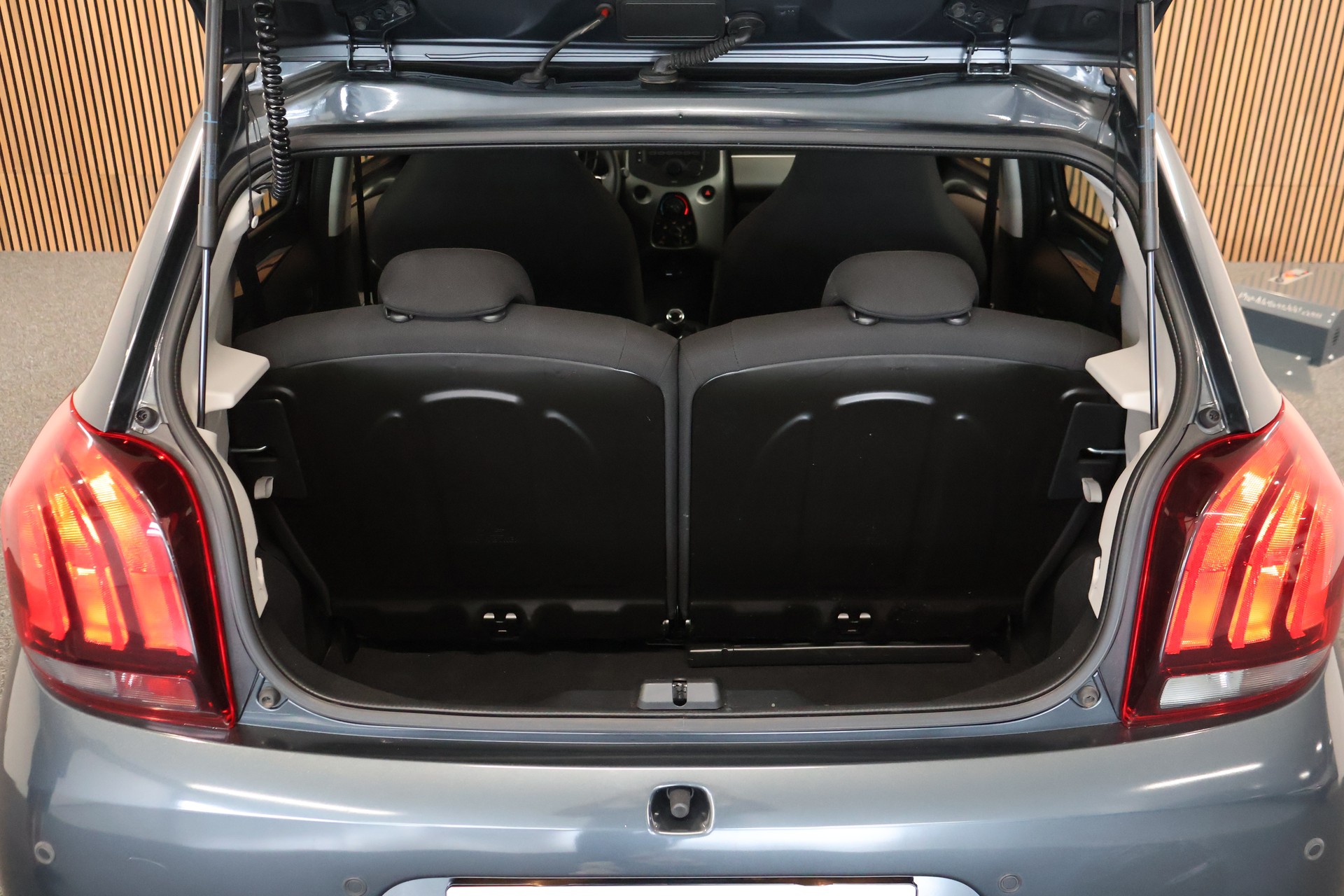 PEUGEOT 108 1.0 VTi Active ETG-image-12