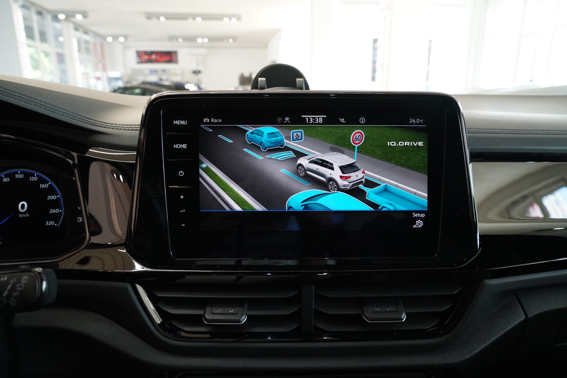 VW T-Roc 2.0 TSI R DSG 4Motion-image-15