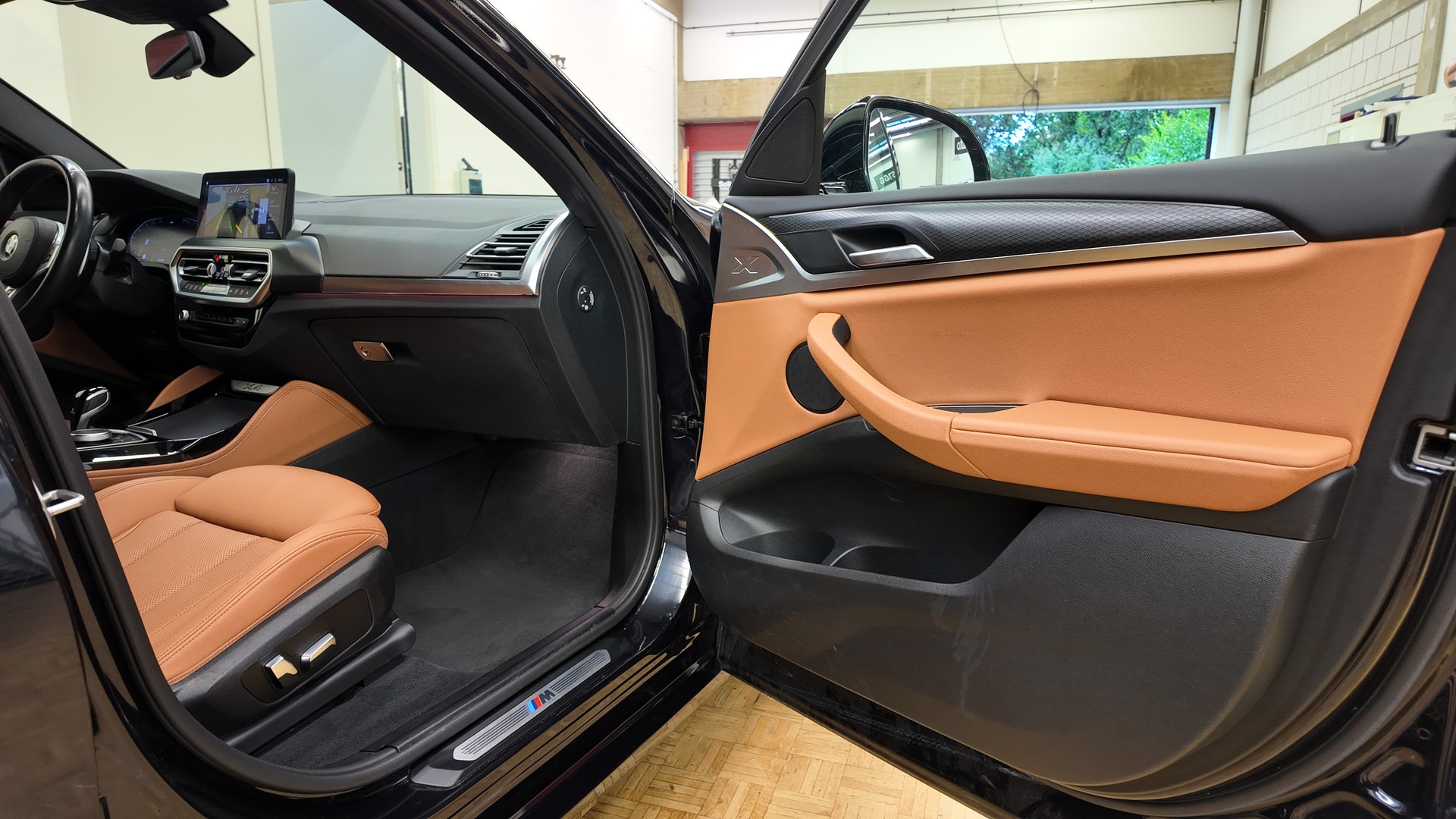 BMW X4 xDrive 48V 20d M Sport Steptronic-image-17