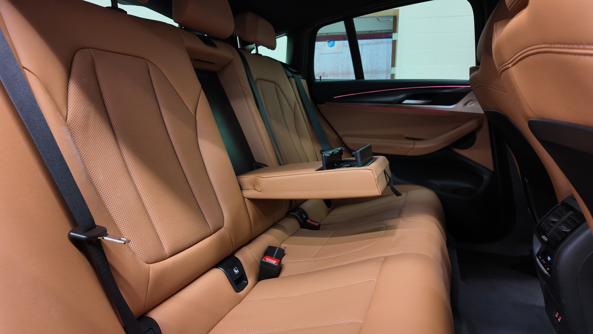 BMW X4 xDrive 48V 20d M Sport Steptronic-image-21