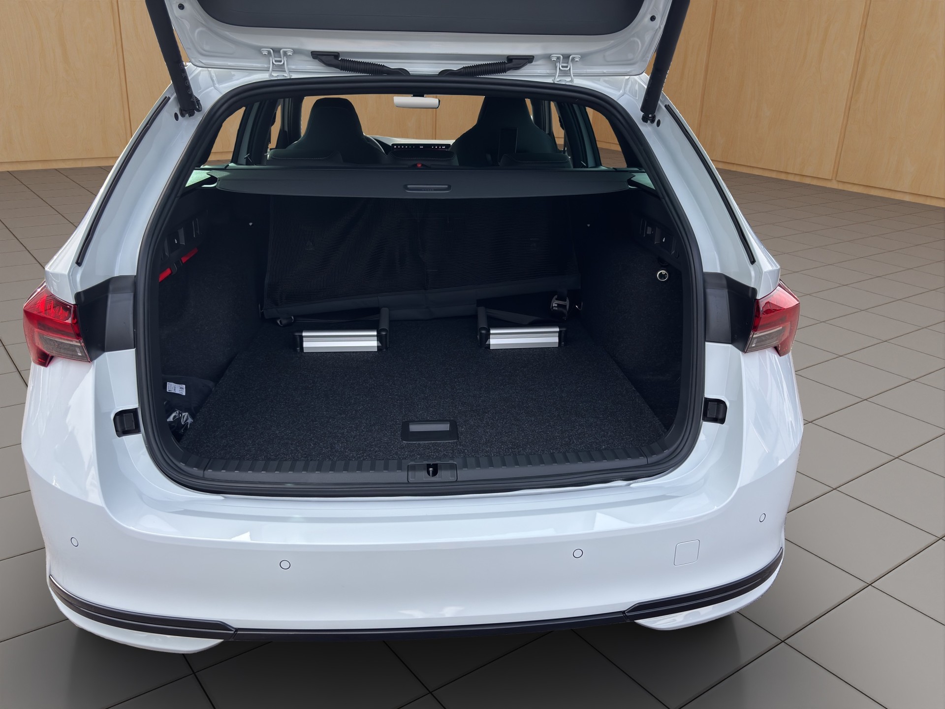 SKODA Octavia Combi 2.0 TSI DSG Sport Line 4x4-image-8