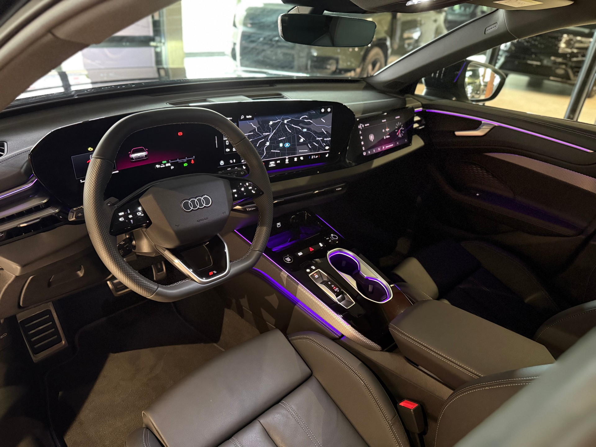 AUDI A6 Avant 40 TDI S line S-tronic-image-4