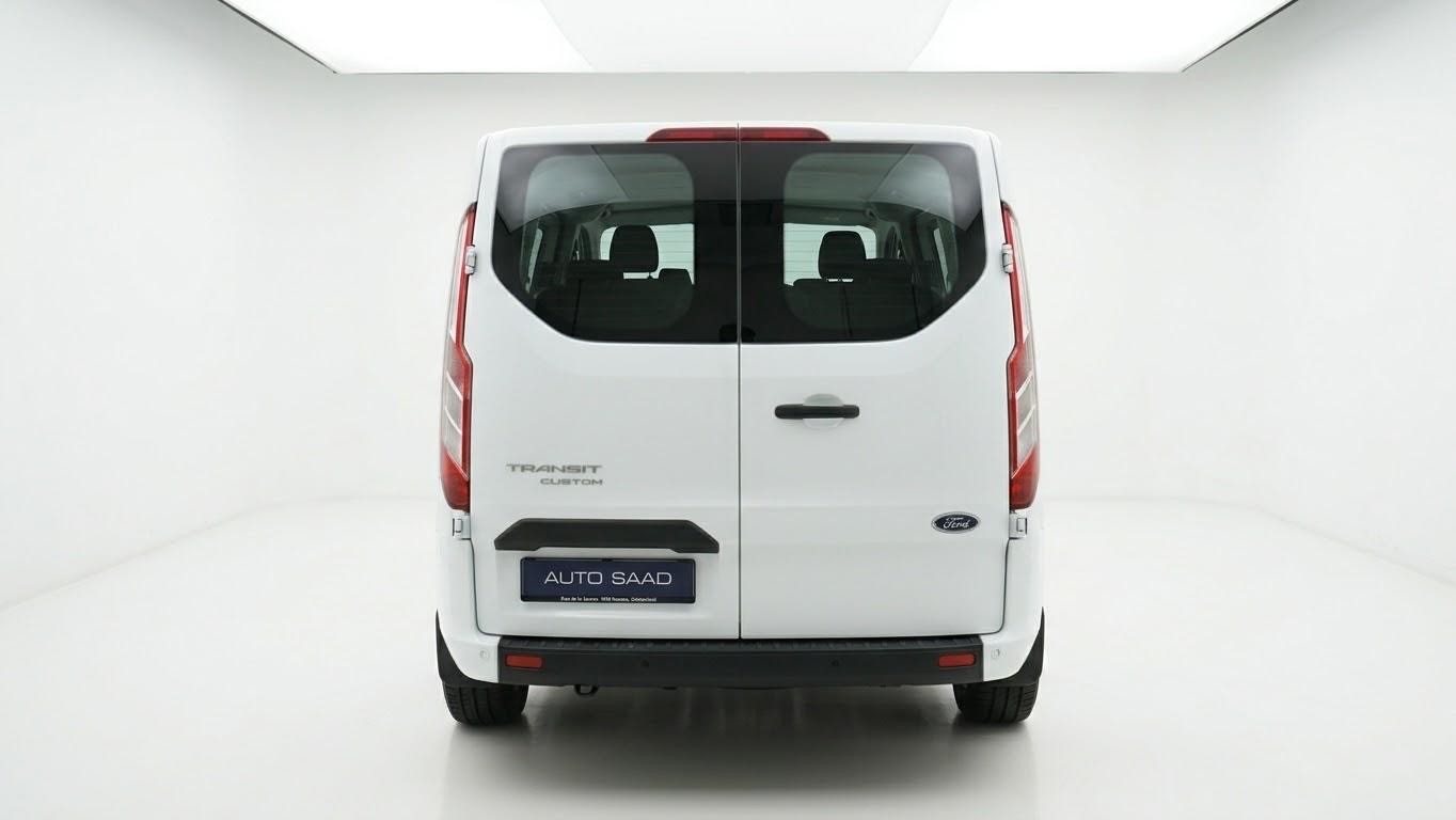 FORD Transit Custom 320 L1H1 Ambiente-image-3