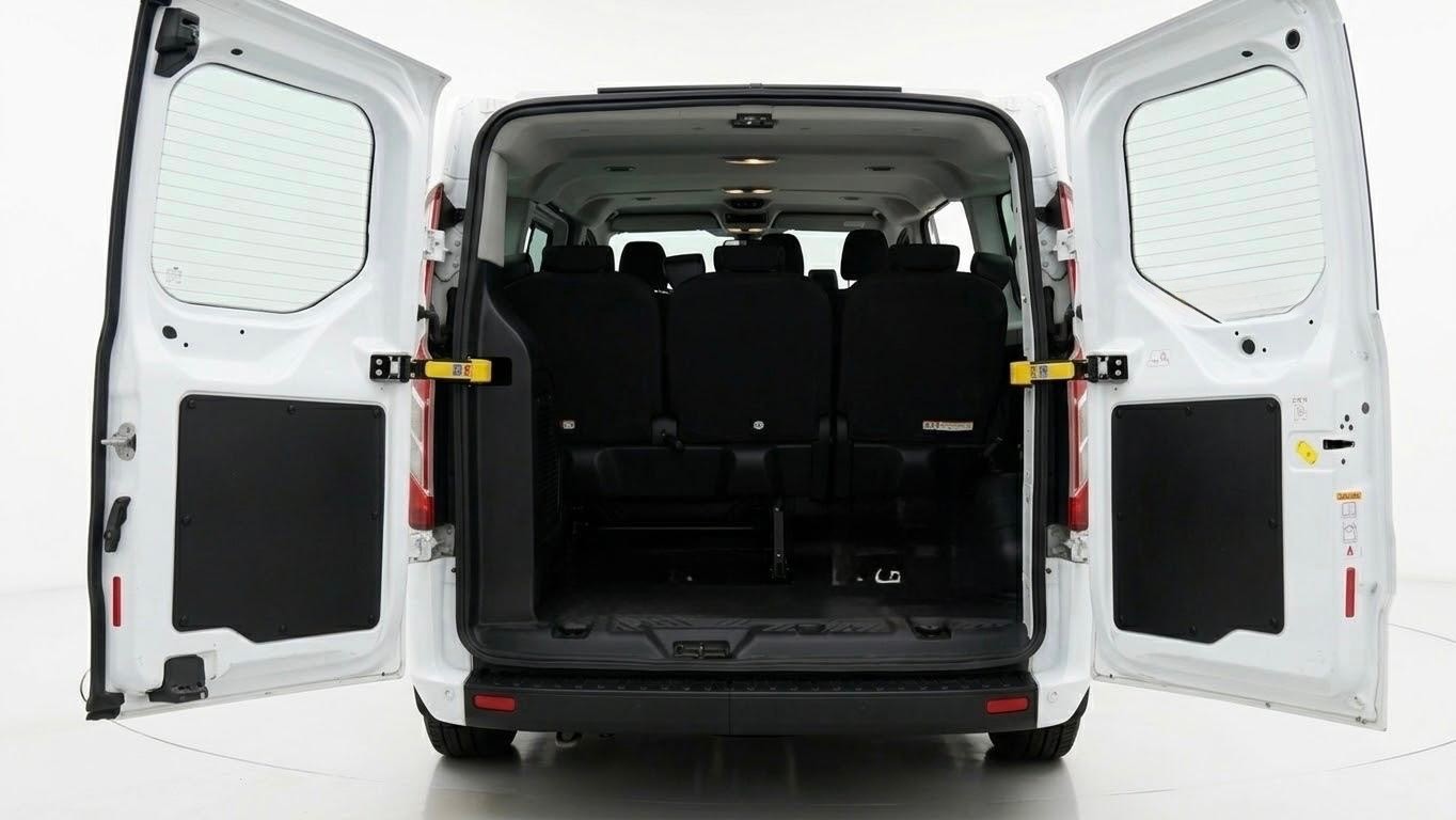 FORD Transit Custom 320 L1H1 Ambiente-image-10