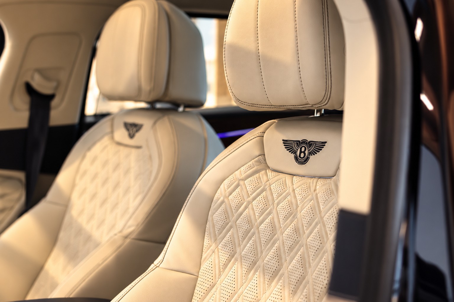 BENTLEY Flying Spur 6.0 W12 Mulliner-image-11