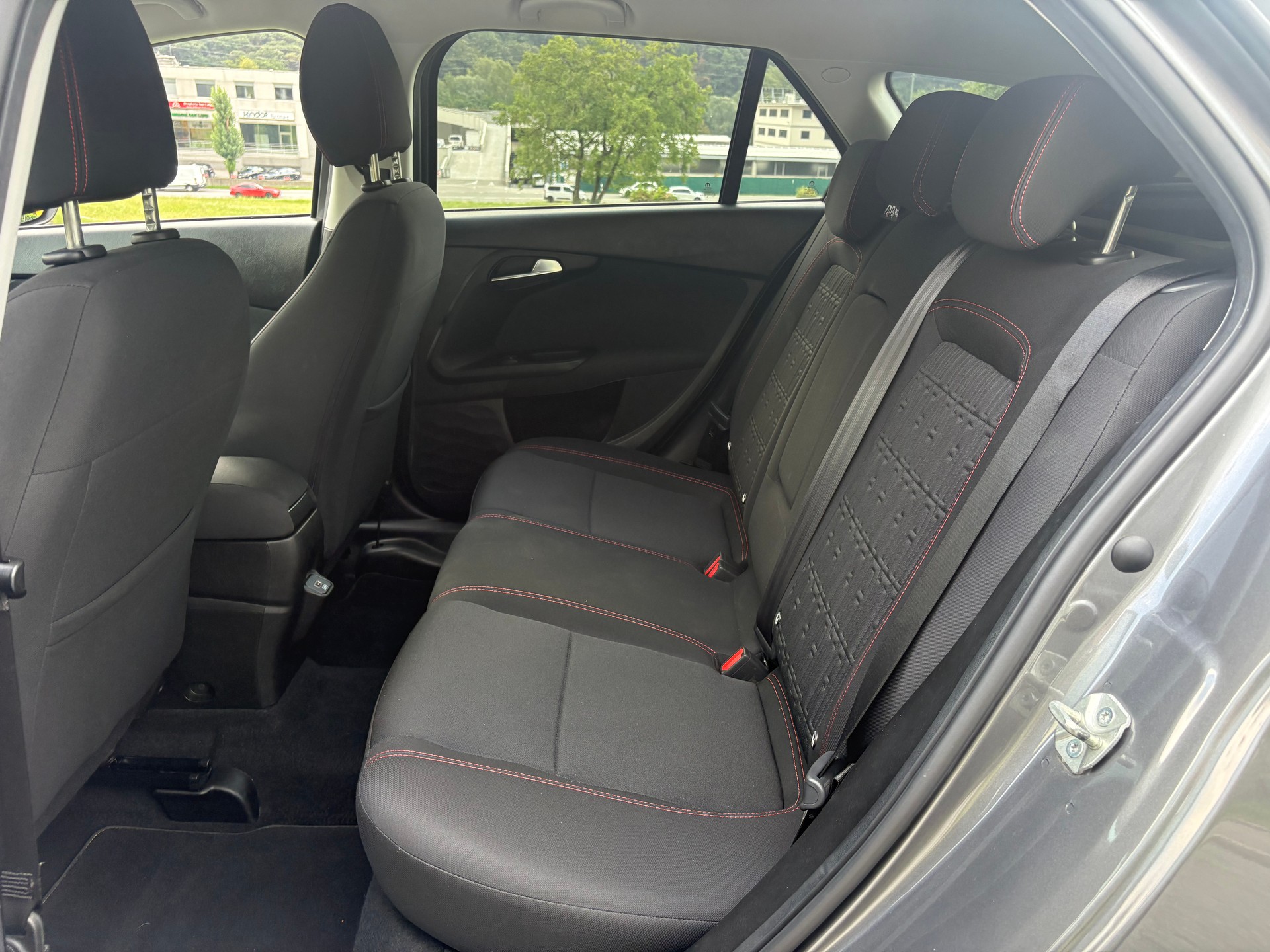 FIAT Tipo 1.6MJ Station Wagon Cross-image-11