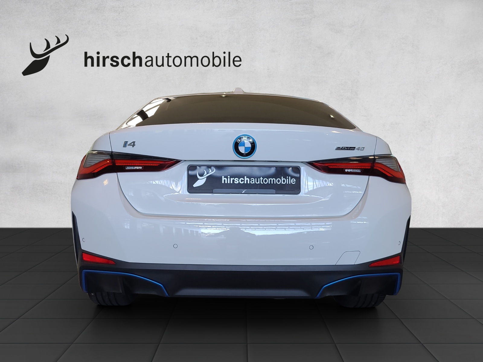 BMW i4 eDrive 40-image-2