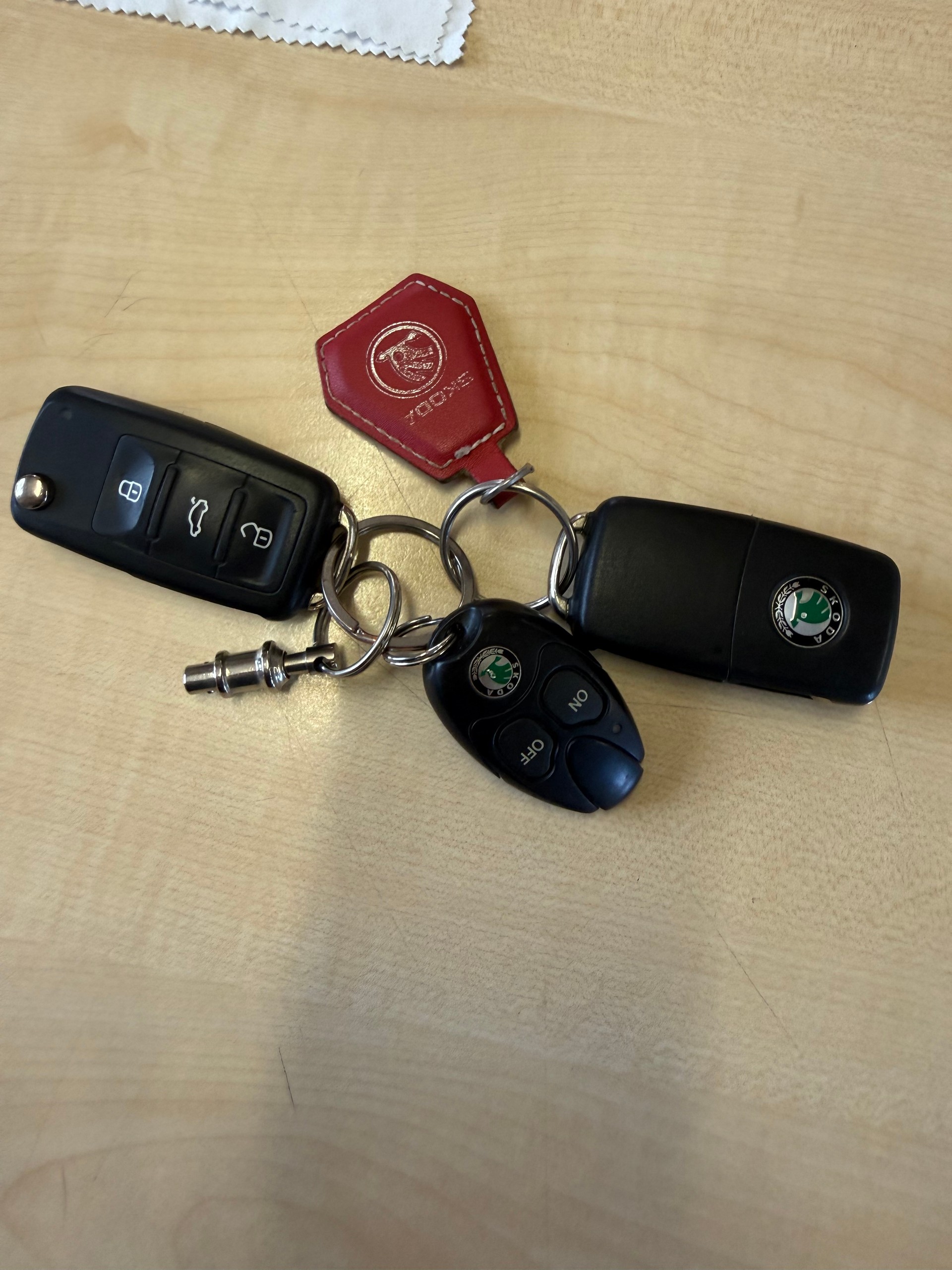 SKODA Octavia Combi 1.8 TSI Ambition DSG-image-9