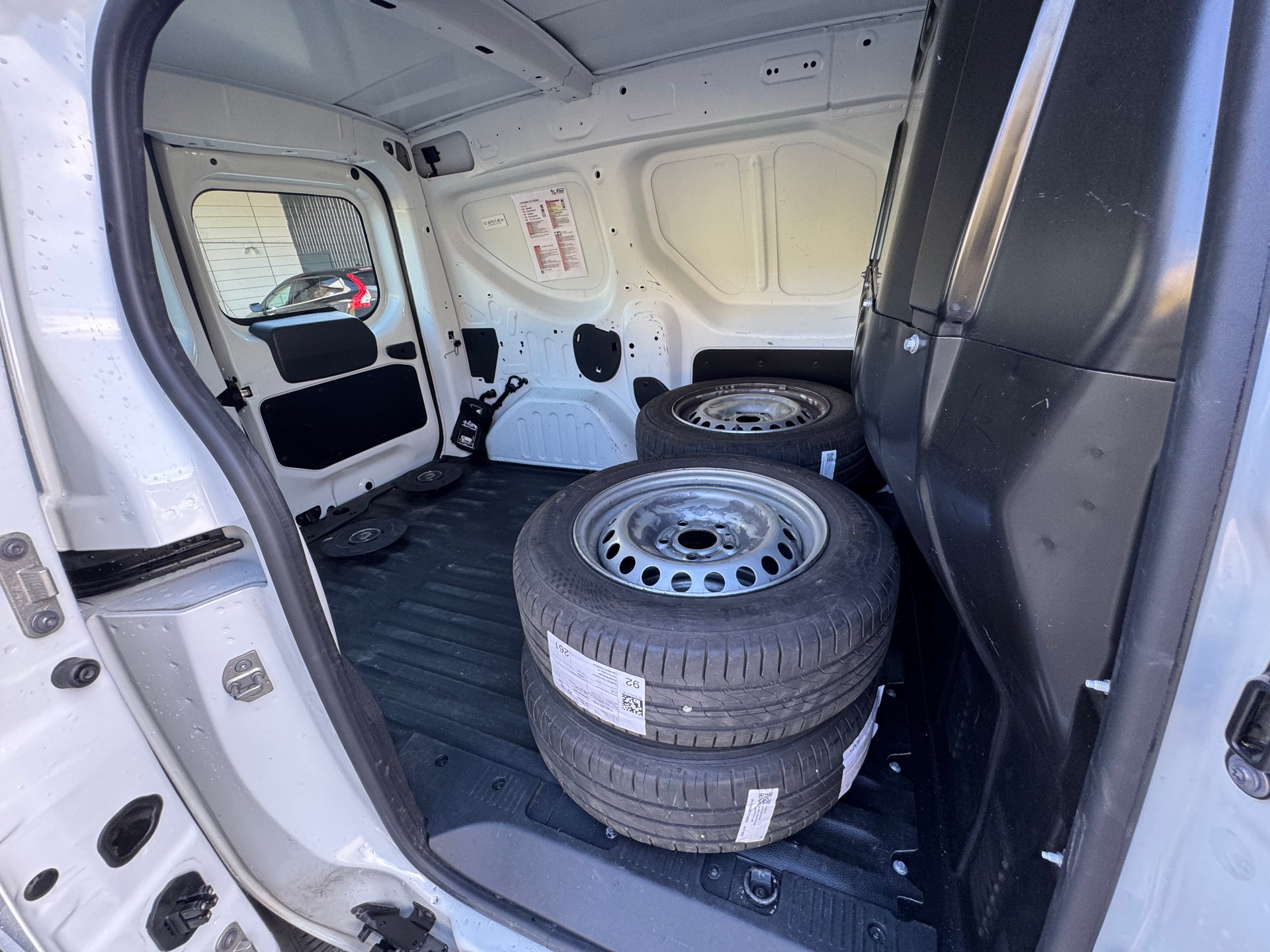 RENAULT Express 1.5 Blue dCi 95 Advance **Frisch Ab MFK**Garantie 12 Monate**8Fachbereift**Tempomat**-image-14