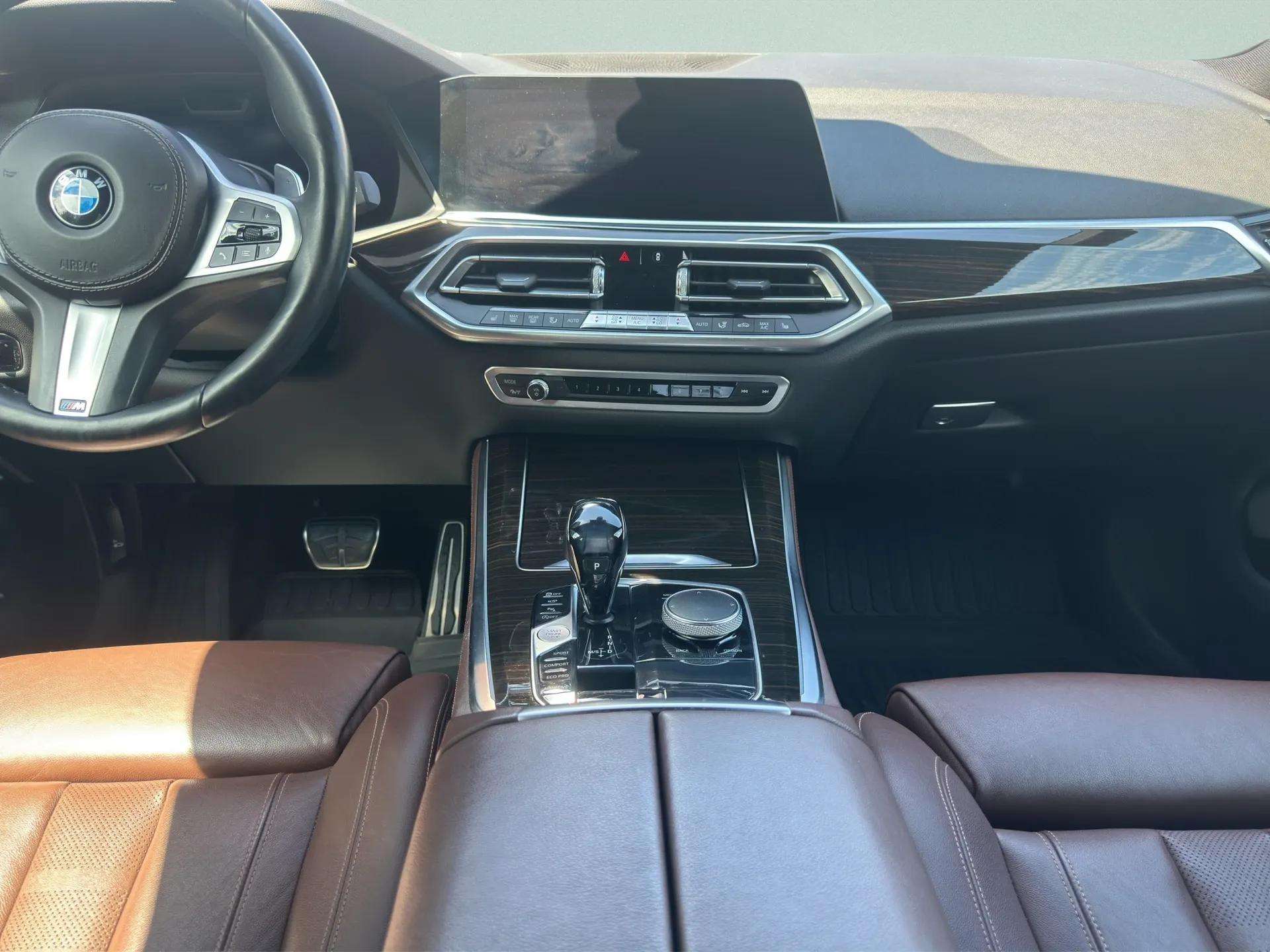 BMW X5 xDrive 40i Steptronic-image-15
