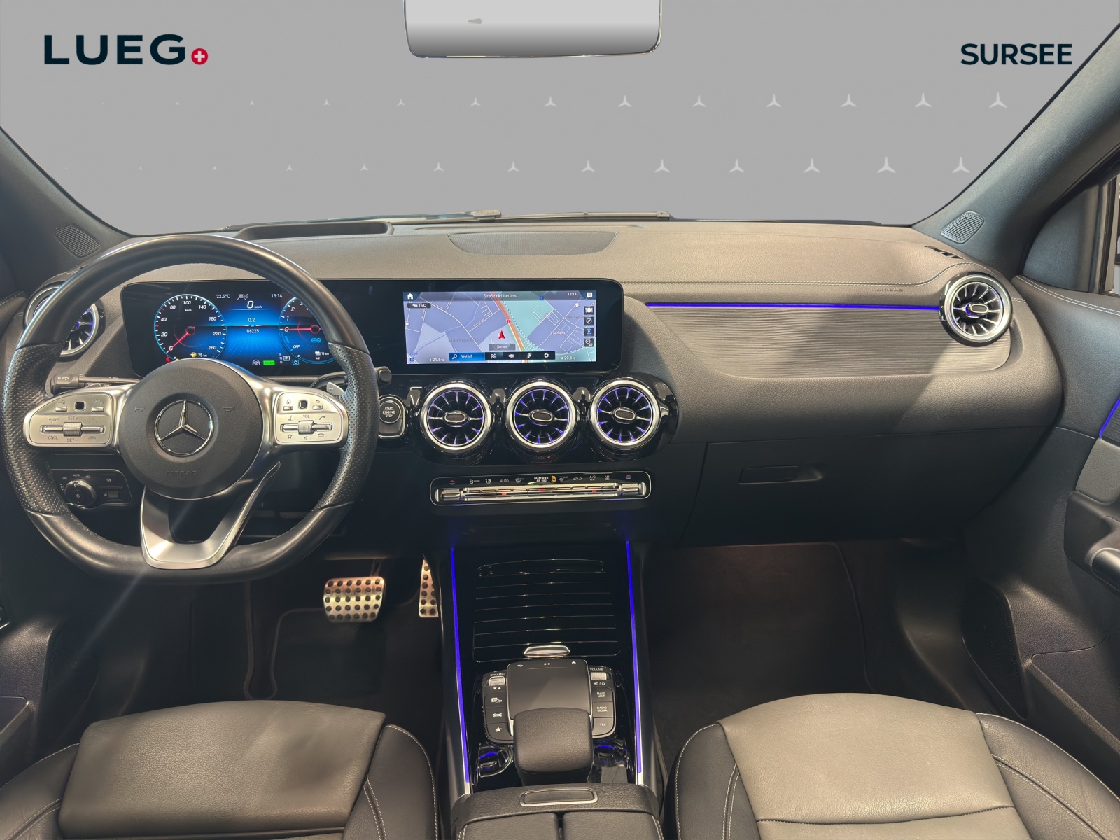 MERCEDES-BENZ GLA 250e AMG Line 8G-DCT-image-10