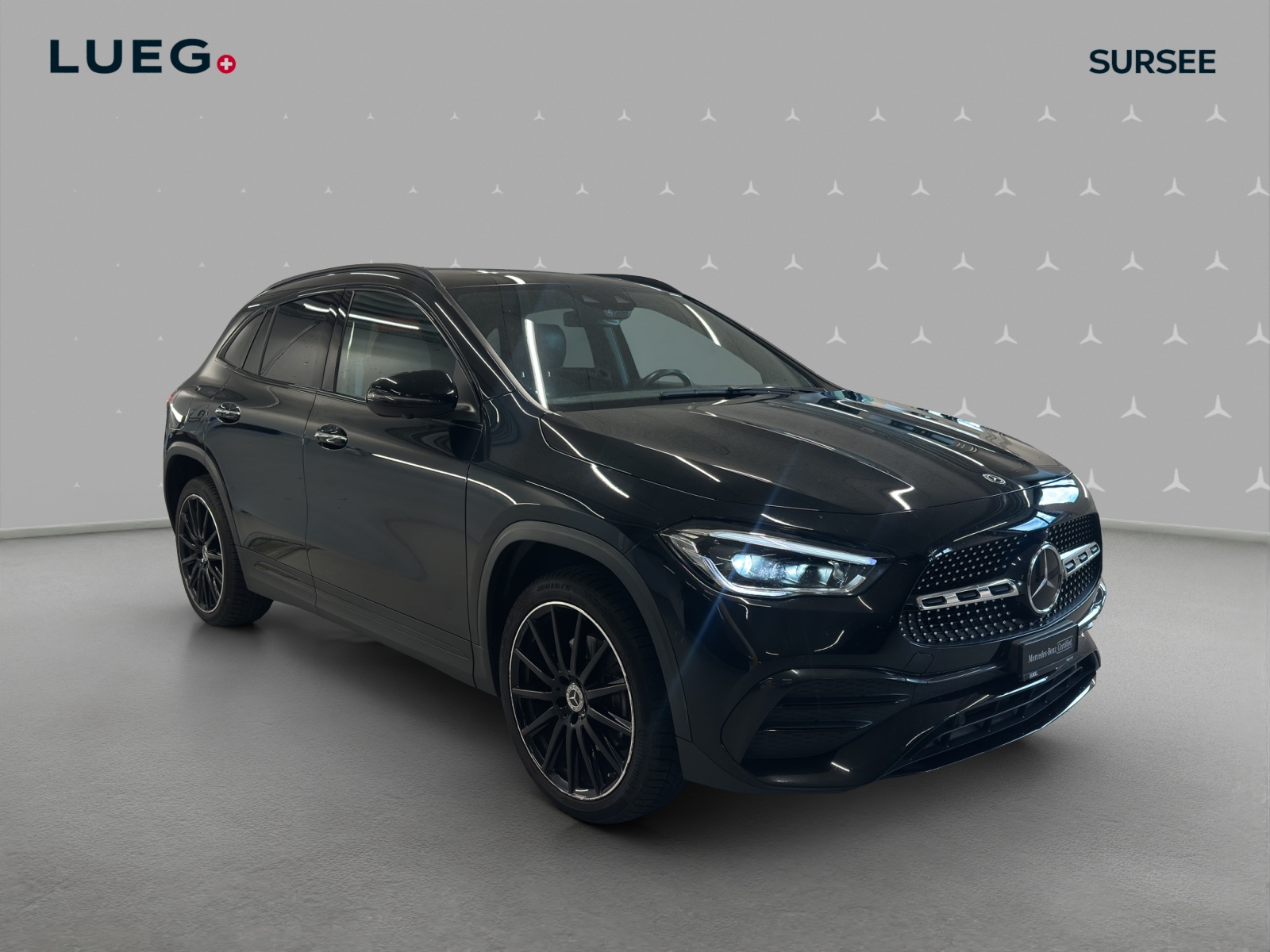 MERCEDES-BENZ GLA 250e AMG Line 8G-DCT-image-4