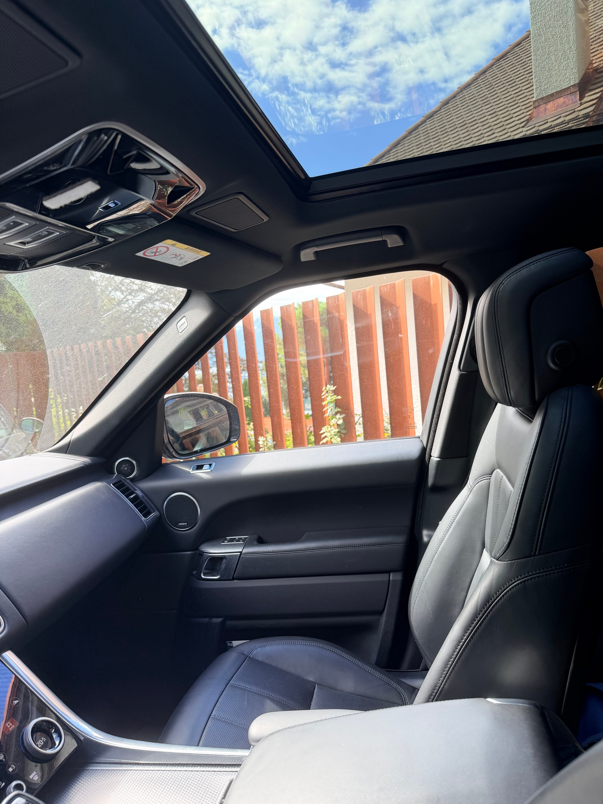 LAND ROVER 2.0 P400e HSE Dynamic-image-6