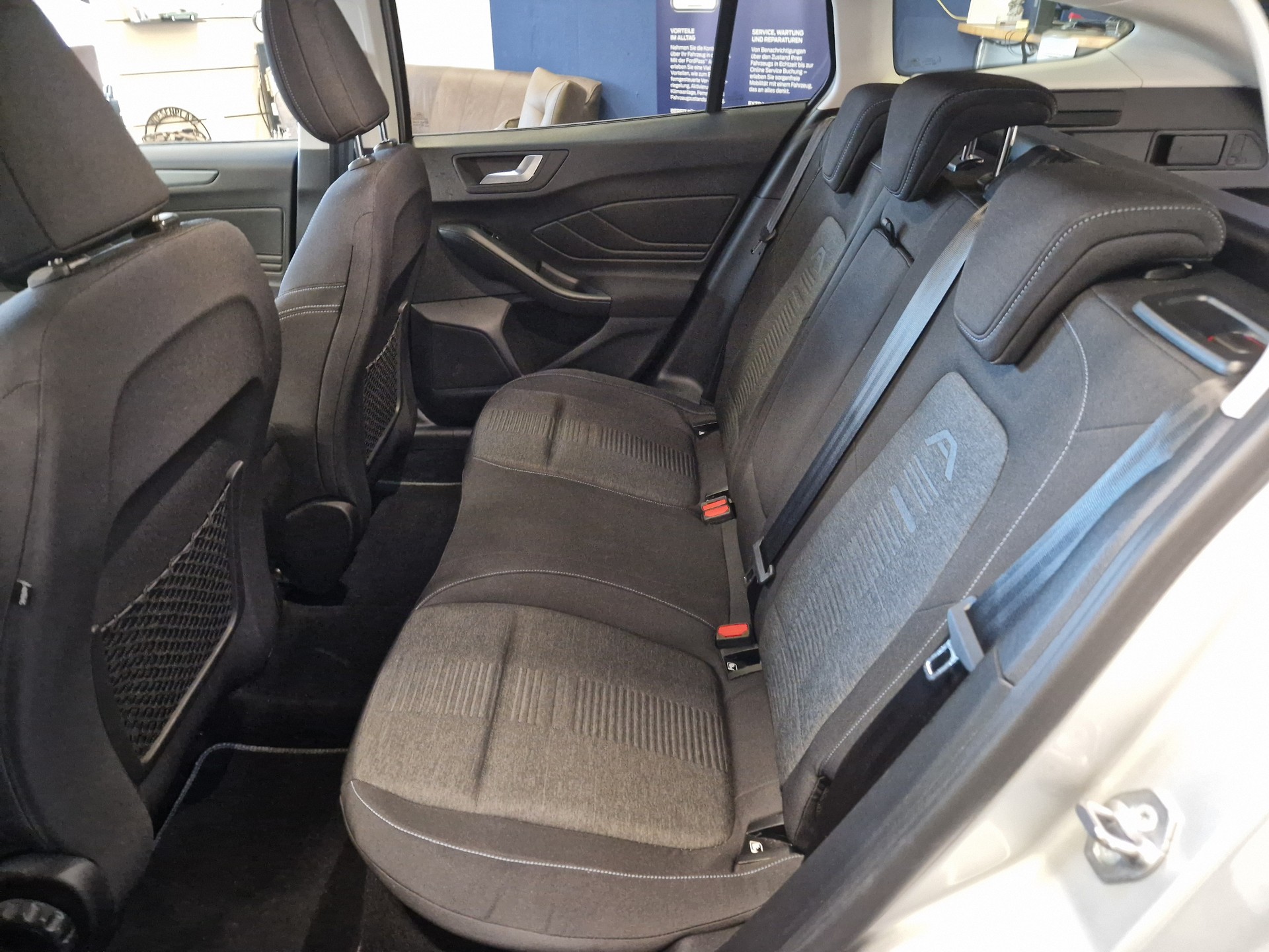 FORD Focus 1.0 SCTi Active Automat-image-10