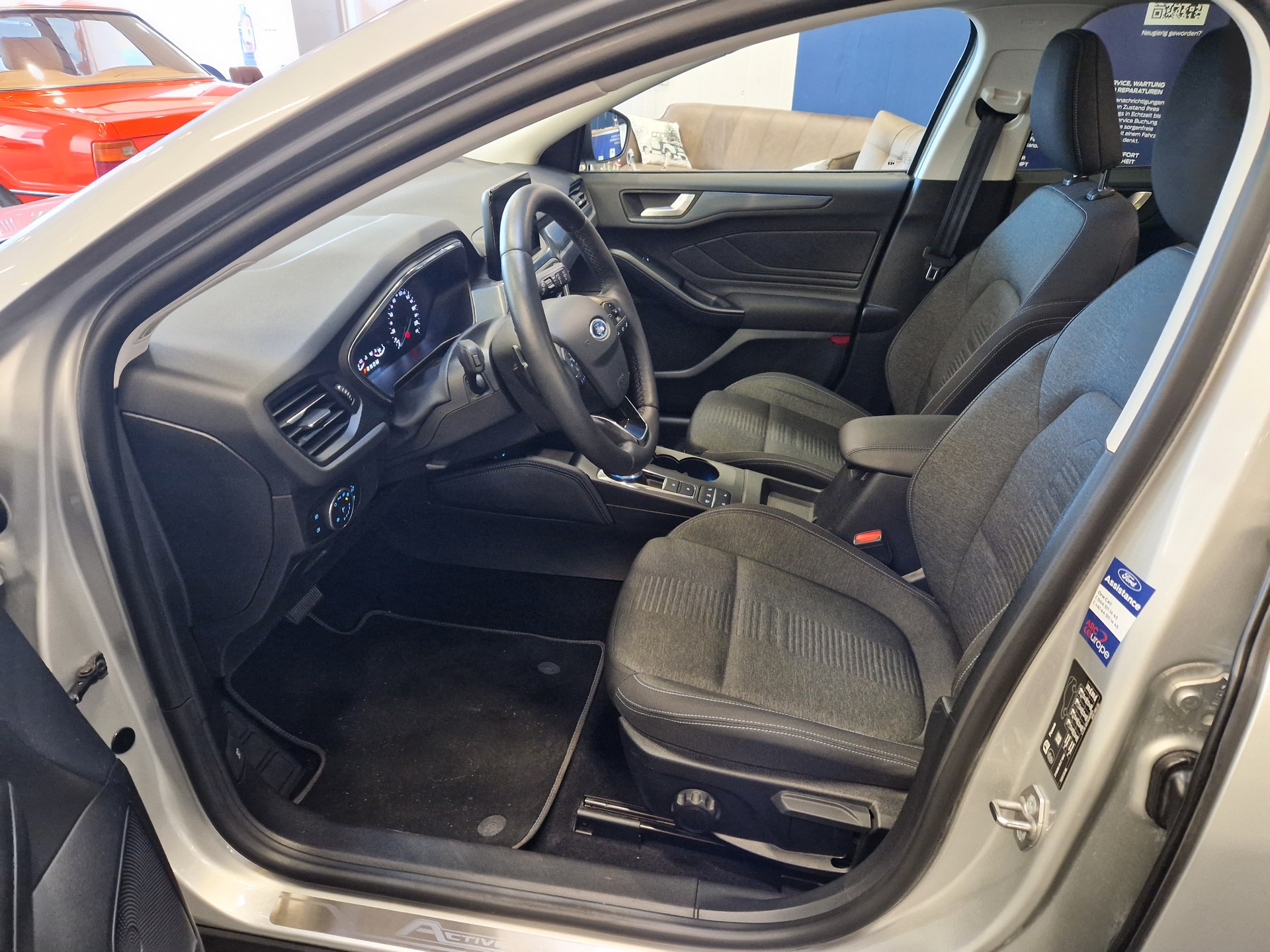 FORD Focus 1.0 SCTi Active Automat-image-4