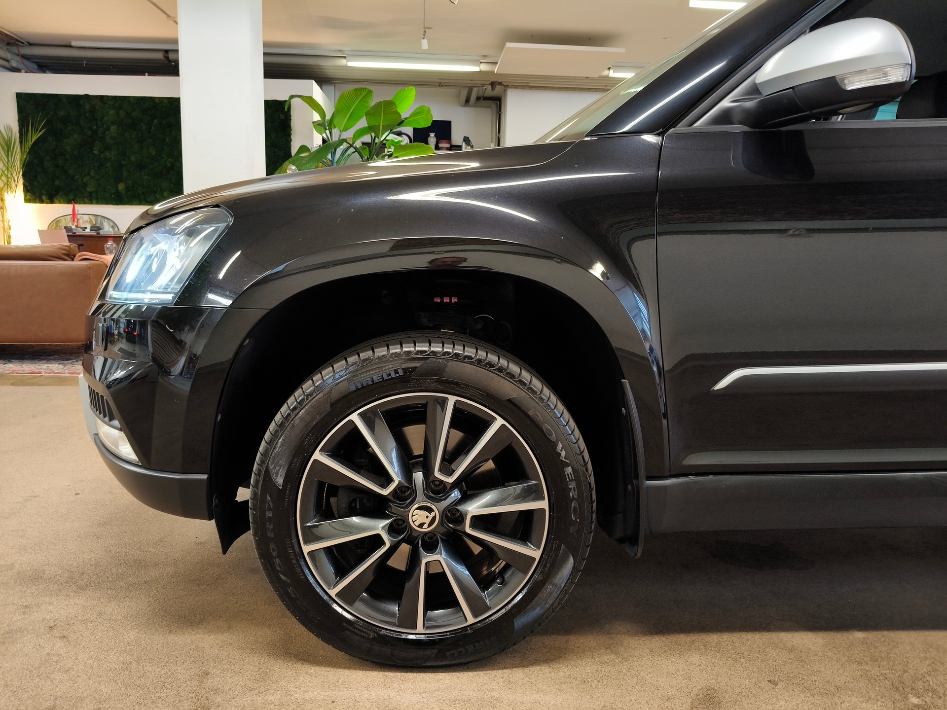 SKODA Yeti 2.0 TDI Elegance 4x4 DSG-image-2