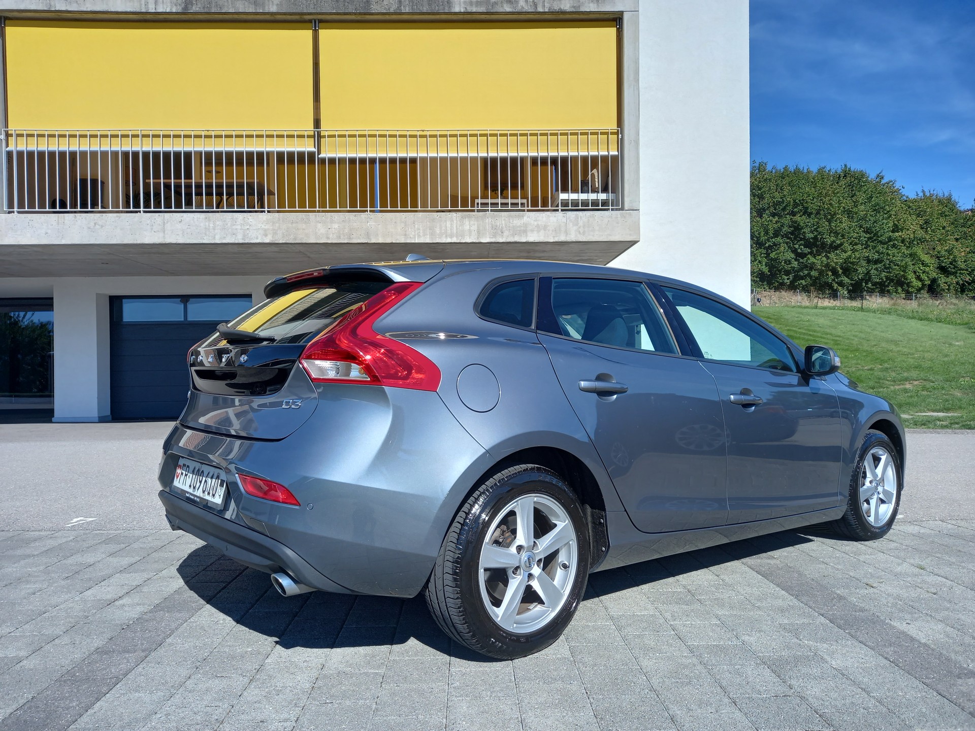 VOLVO 2.0 D3 S/S-image-2