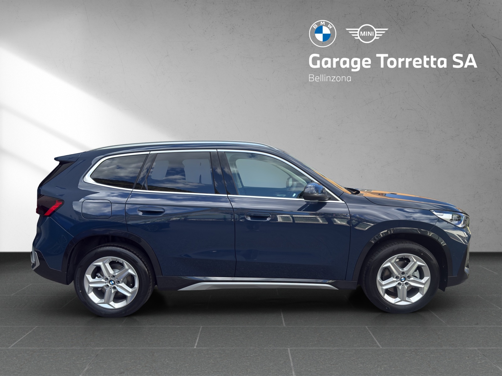 BMW X1 xDrive 20d 48V xLine-image-5